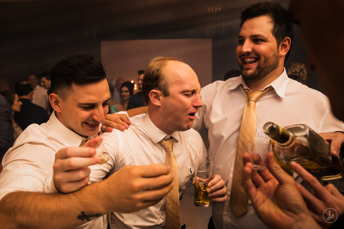 casamentonaigreja,casamentonaserragaucha,casamentoemnovabassano,cantinaromaeventos,crisdalcero,clubeSECB,lucaslermenfotografia,melhoresfotografosnoRS,fotografosdecasamentopremiados,melhorfotografodomundo,