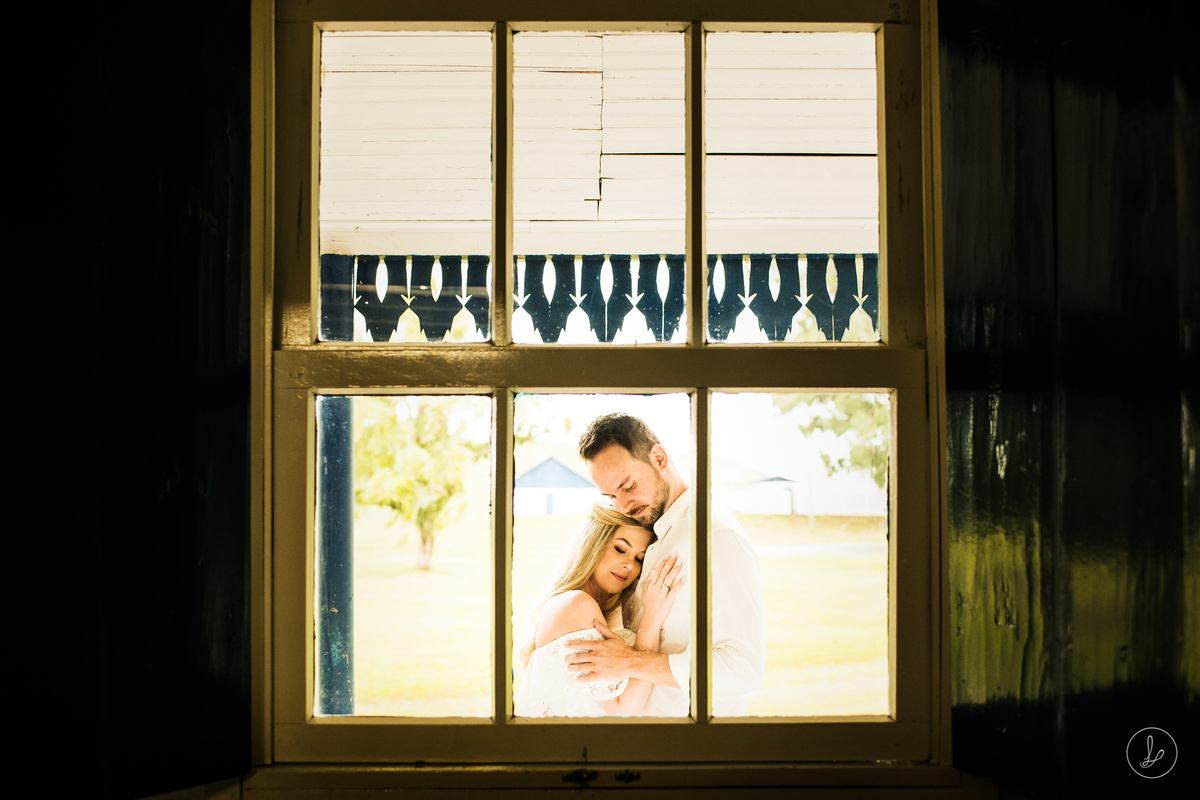 ensaionachuva,ensaiodecasalnachuva,fotosnachuva,fotosnocampo,ensaiodecasalnocampo,ensaioprecasamentonocampo,ensaiocomcavalos,ensaionafazenda,farmphotosession,ensaioprecasamento,melhoresfotografosserragaucha