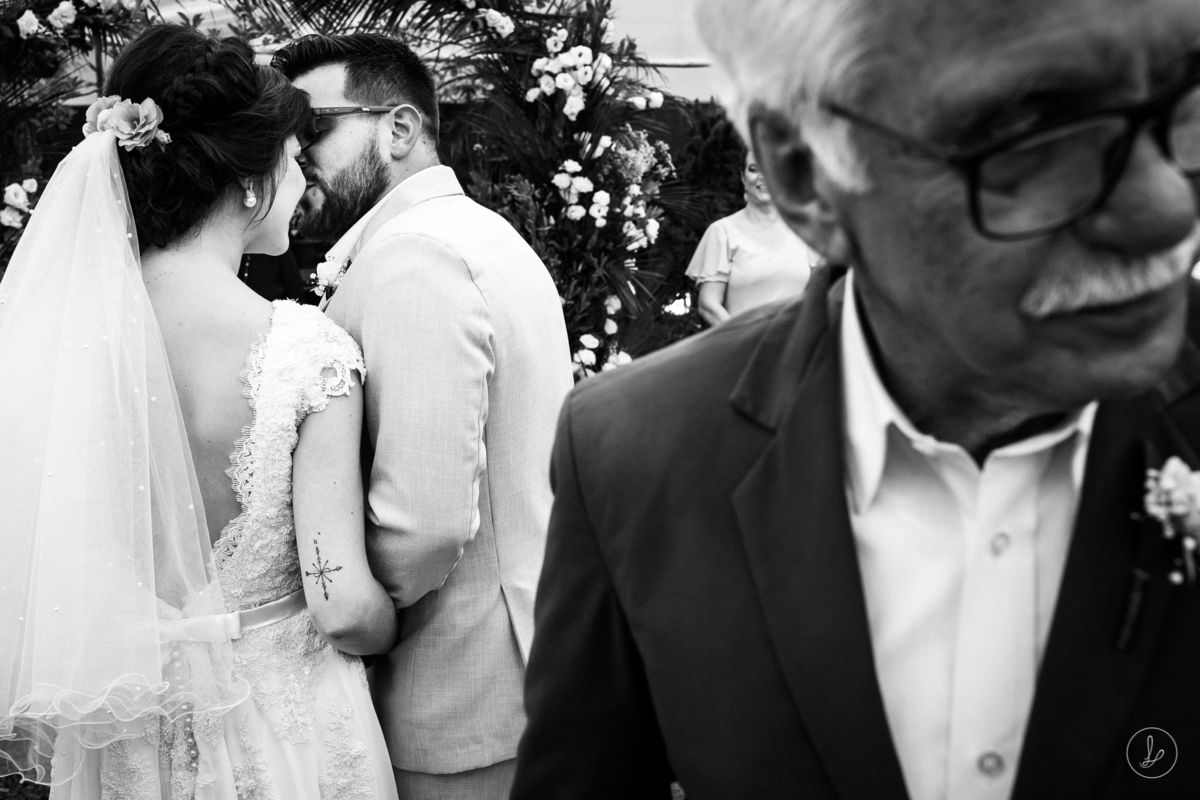 casamentoemcaxiasdosul,lariegui,casamentonaserragaucha,mélhoresfotografosdecaxías,melhoresfotografosdecasamento,casamentoexterno,felipeweber,lucaslermen,diegovelho,casamentovillagioiguatemi