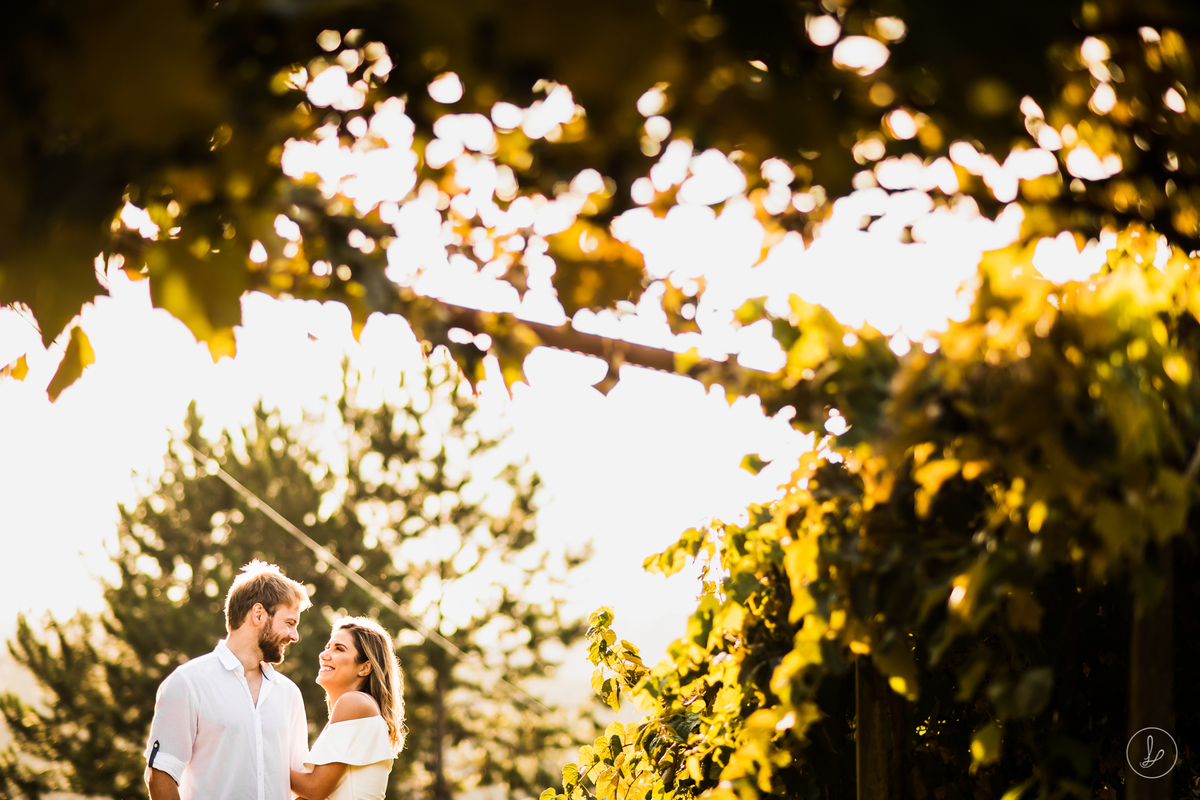santuario,nossasenhoradecaravaggio,serragaucha,ensaionaserragaucha,farroupilha,destinationwedding,fotoswspontaneasdecasal,fotoscoloridas,fotosdecasaisfelizes