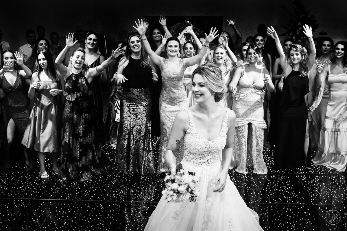 casamentonoaltosdovale,anadottoatelier,vestidodenoiva,lucaslermen,ltmfilmes,melhoresfotosdecasamento,casamentonaserragaucha,melhoresfotografos,fotospremiadasdecasamento,fotosespontaneas,sayido,carlospinto,eletrosax,casamentoemcaxias