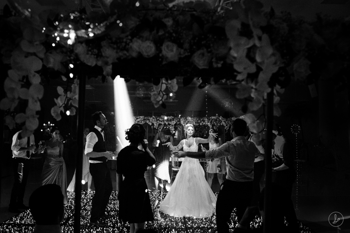 casamentonoaltosdovale,anadottoatelier,vestidodenoiva,lucaslermen,ltmfilmes,melhoresfotosdecasamento,casamentonaserragaucha,melhoresfotografos,fotospremiadasdecasamento,fotosespontaneas,sayido,carlospinto,eletrosax,casamentoemcaxias