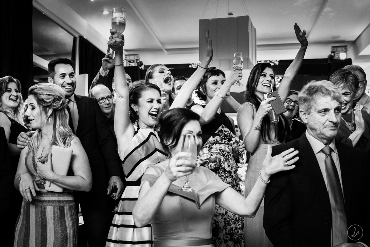 casamentogaynaserragaucha,casamentogay,casamentohomoafetivo,casamentonovaledosvinhedos,santorinigarden,claudiaboeira,lucaslermenfotografia,alphavideo,eletrosax,casaemtnodedoishomens