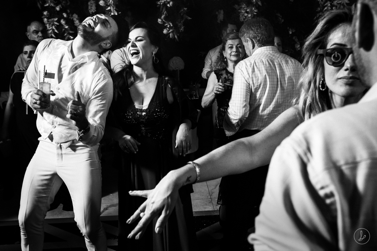 casamentogaynaserragaucha,casamentogay,casamentohomoafetivo,casamentonovaledosvinhedos,santorinigarden,claudiaboeira,lucaslermenfotografia,alphavideo,eletrosax,casaemtnodedoishomens