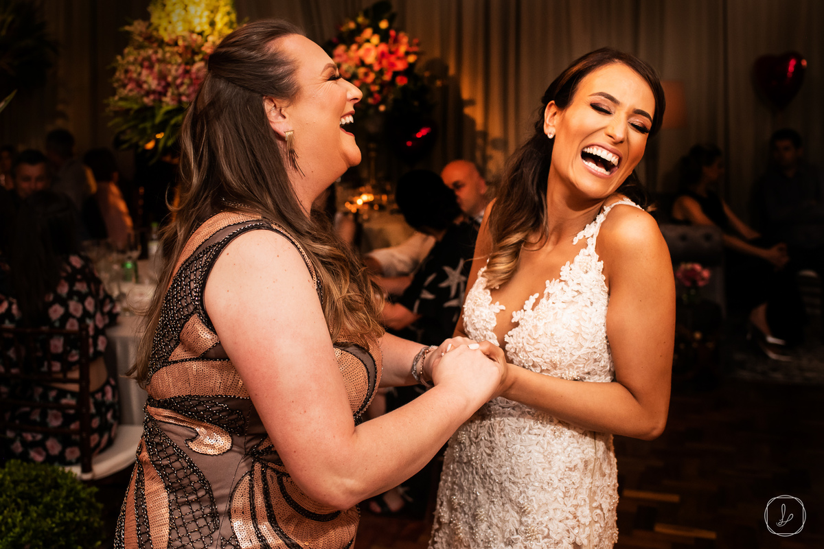 casamentoemcaxiasdosul,melhoresfotografosdecasamento,luizafedrizzi,alexalmeida,bluetreetowers,inesnoivas,arm&fur,claudiaboeira,casamentonointerior,linha40caxiasdosul,serragaucha,fotosespontaneas,fotospretoebranco,ltmfilmes