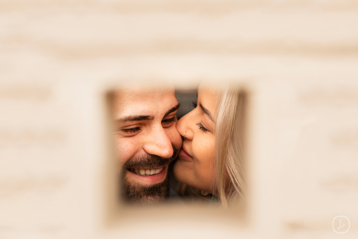 ensaiodecasalnapraia,prewedding,ensaioemflorianopolis,ensaionapraiadajoaquina,barradalagoa,fotosnapraia,fotosespontaneasdecasais,melhoresfotosdecasamento,ensaioslindos,fotosemfloripa