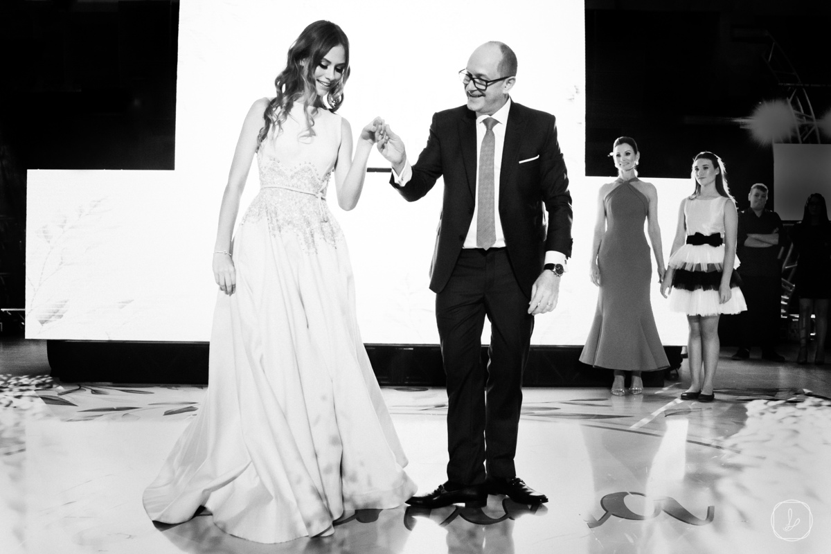 fifteen,15anos,fotosde15,carlosbacchi,hotel&spadovinho,marcoluigieventos,lucaslermen,melhoreseventosnaserragaucha,valedosvinhedos,fotosespontaneas,melhoresfotografos,ibizadance,GusZanotto,festade15anos,vestidode15,altacostura,