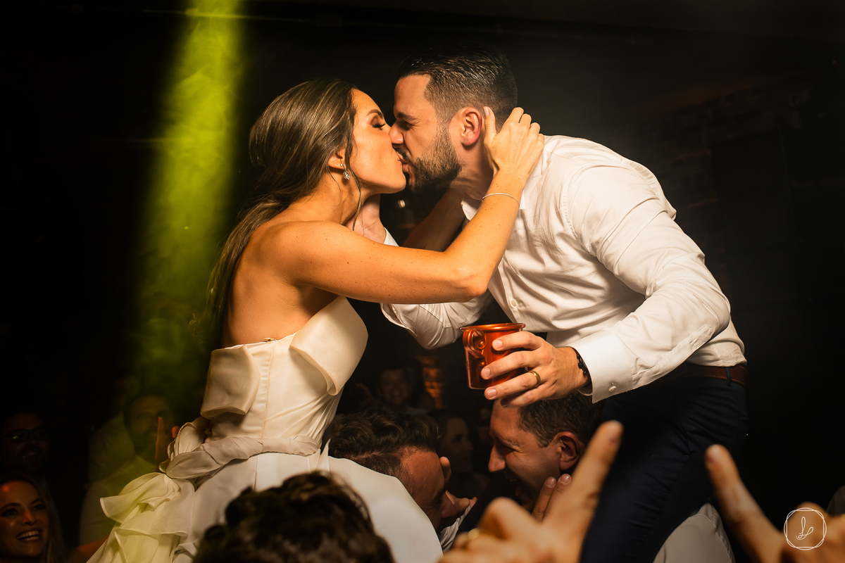 casamentoemgramado,casamentonaserragaucha,cazawilfrido,claudiabieira,lucaslermenfotografia,ltmfilmes,eduardagalvaniatelier,casamentosnors,casamentoemgramado,gramadoecanela,casamentoaoarlivre,fotosespontaneasdecasamento,casamentosdiferentes