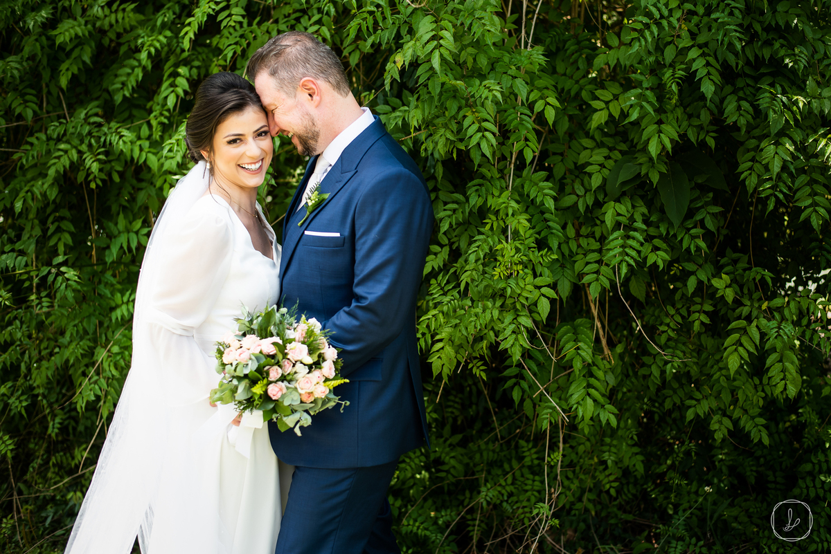 miniwedding,serragaucha,lucaslermenfotografia,catedraldiocesana,casamentonaigreja,valedosvinhedos,vestidodenoiva,cerimonia,entradadanoiva,crisrizzotto,jeffersonhoffman,armfuhr,trajedonoivo,casamentoaoarlivre