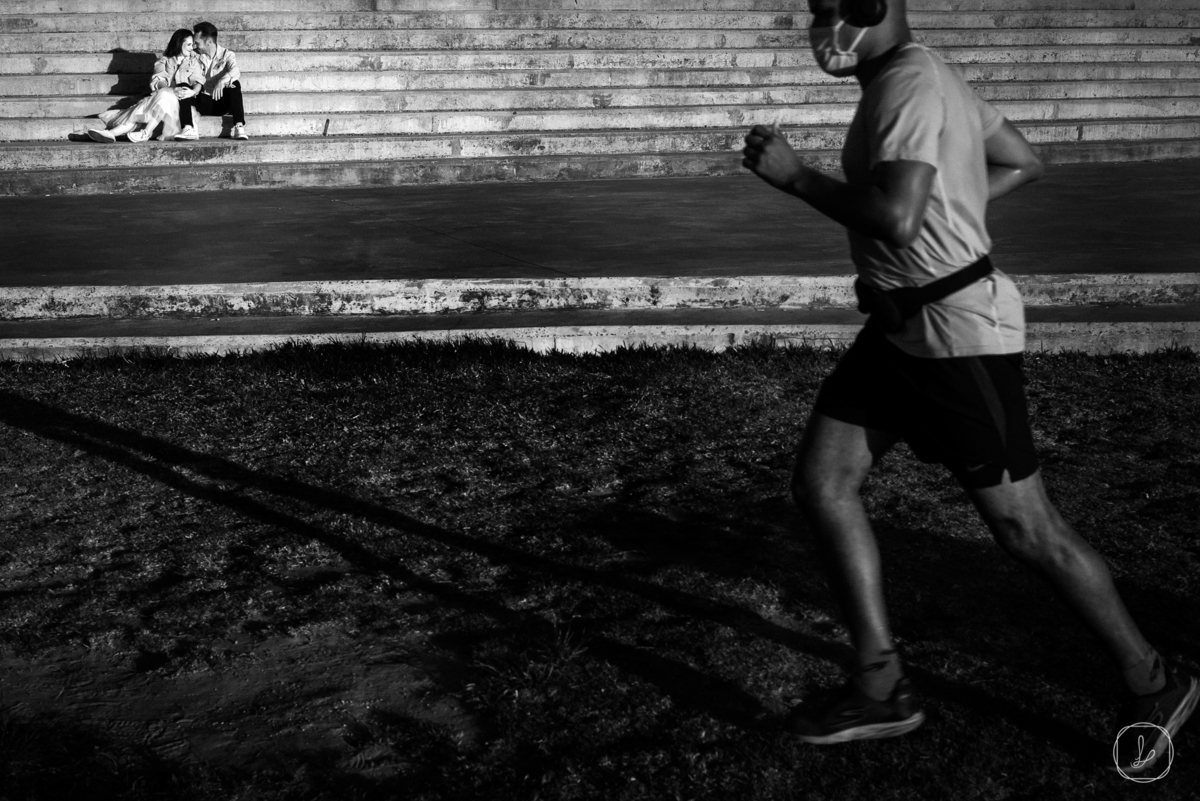 ensaioprecasamento,portoalegre,guaiba,fotosdecasal,pordosol,lucaslermenfotografia,fotosespontaneasdecasal