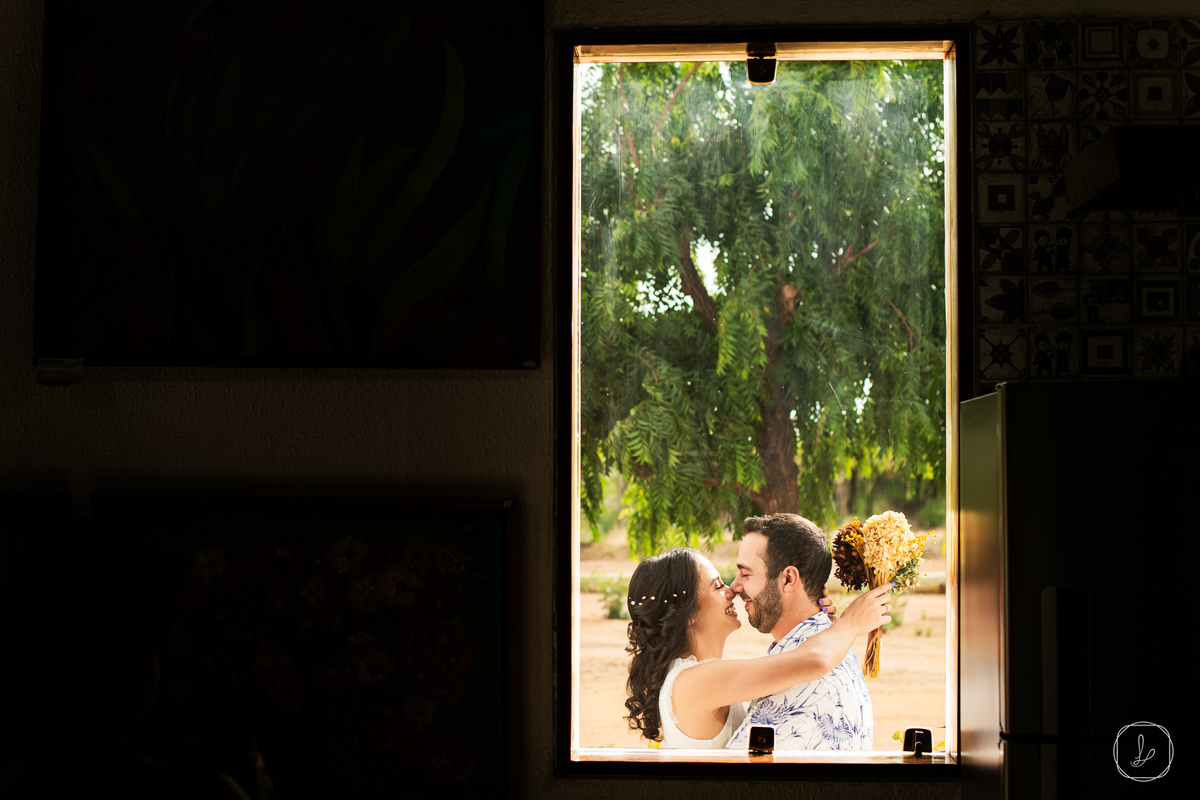 ensaioprecasamento,casalnavinicola,boticelli,pernambuco,fotosdecasalnafazenda,casalnafazenda,uvas,fotosespontaneasdecasal,fotosromanticas,fotografodecasamento,fotografoempernambuco