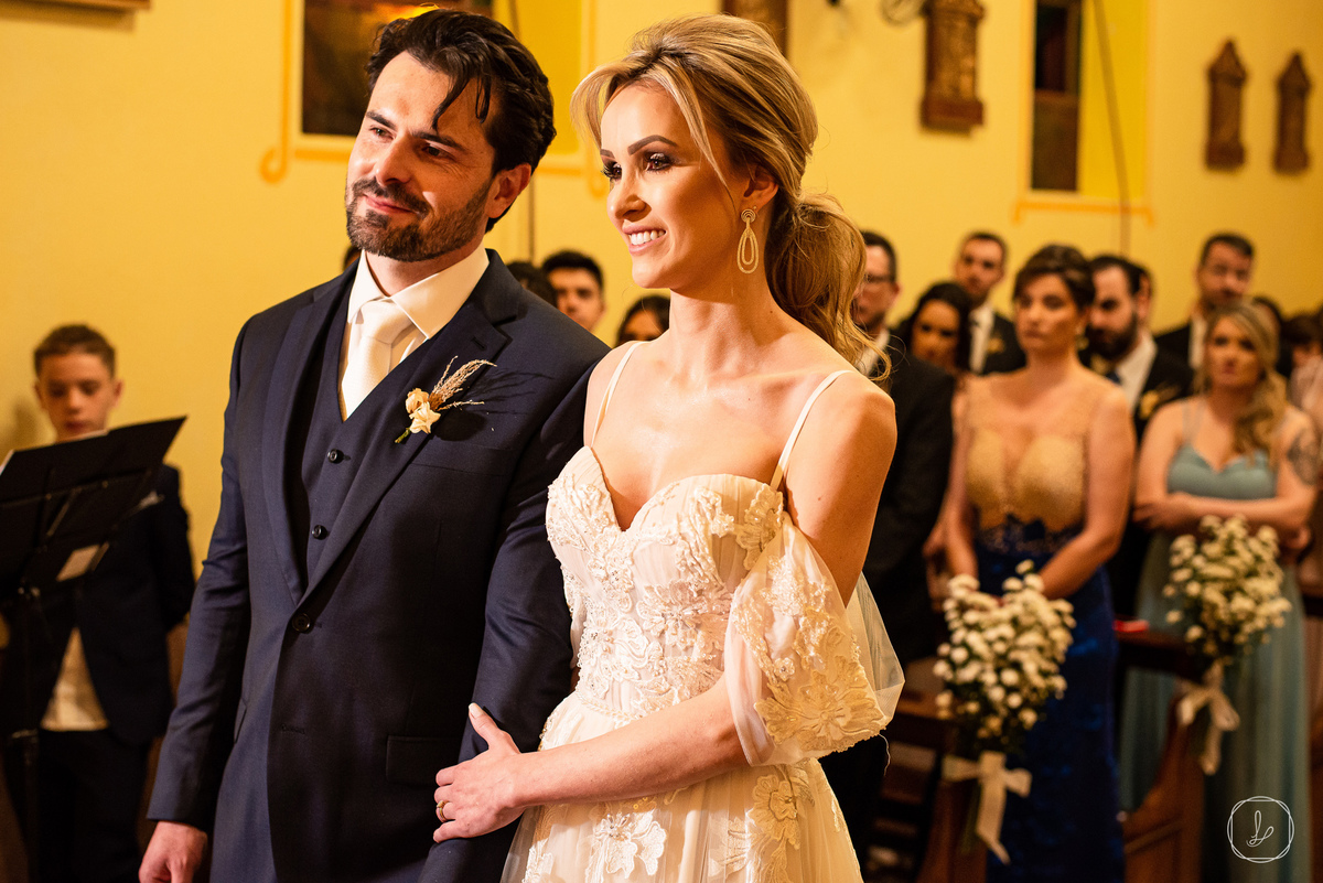 casamentonovaledosvinhedos,serragaucha,ateliersilviafregonese,celebardrinks,fotografonaserragaucha,fotografonovaledosvinhedos,caxiasdosul,bentogoncalces,melhoresfotosdecasamento,casamentonaigreja,casamentoemcapela,casamentoclassico,trajericardoalmeida