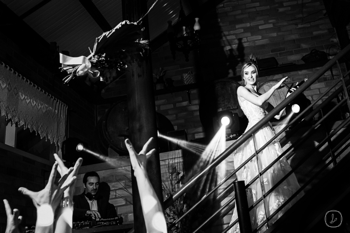 casamentonovaledosvinhedos,serragaucha,ateliersilviafregonese,celebardrinks,fotografonaserragaucha,fotografonovaledosvinhedos,caxiasdosul,bentogoncalces,melhoresfotosdecasamento,casamentonaigreja,casamentoemcapela,casamentoclassico,trajericardoalmeida