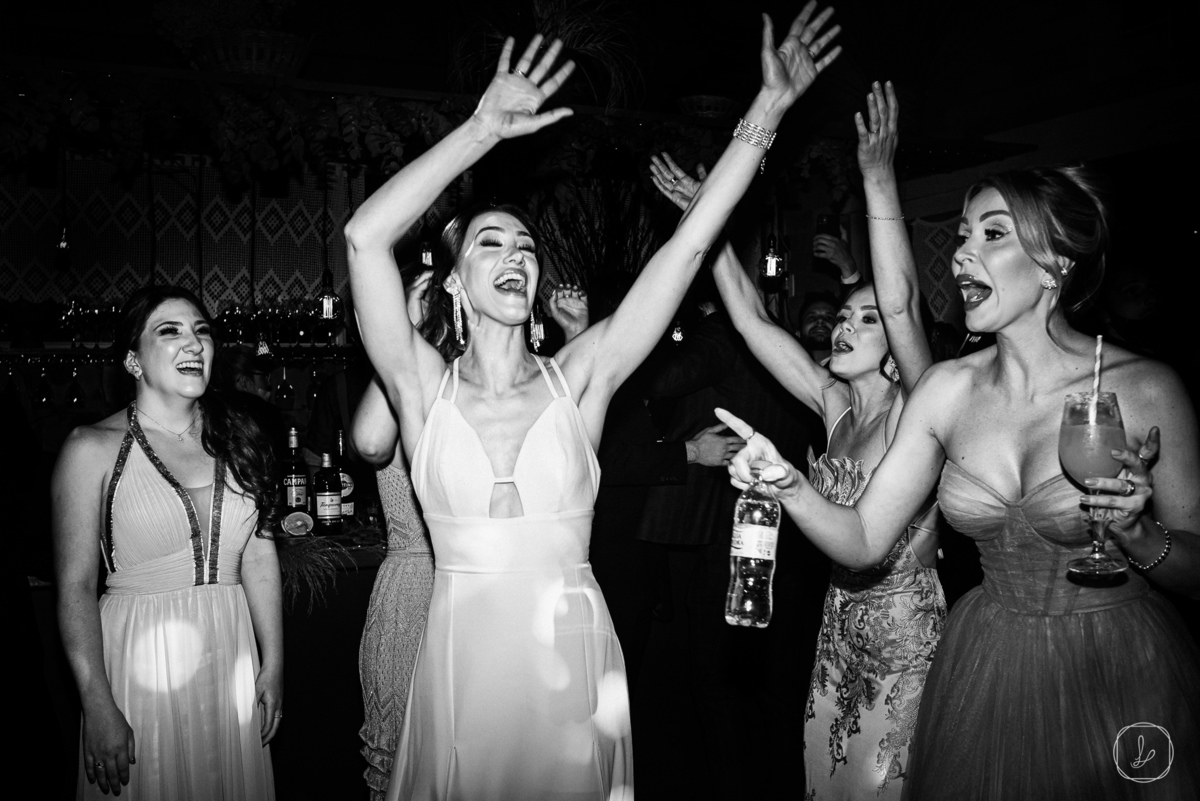 casamentonovaledosvinhedos,serragaucha,ateliersilviafregonese,celebardrinks,fotografonaserragaucha,fotografonovaledosvinhedos,caxiasdosul,bentogoncalces,melhoresfotosdecasamento,casamentonaigreja,casamentoemcapela,casamentoclassico,trajericardoalmeida