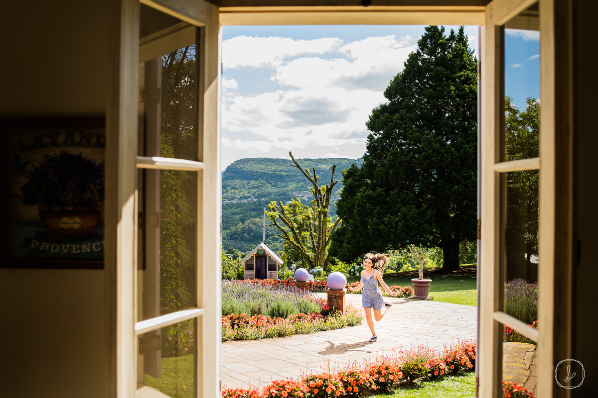 ensaiode15,ensaioemgramado,gramadoecanela,serragaucha,fotografode15anos,fotografonaserragaucha,melhoresfotosde15anos,festade15,ensaiopessoal,ensaiodeminino,lejardin,parquedelavanda,lugaresemgramado,riograndedosul