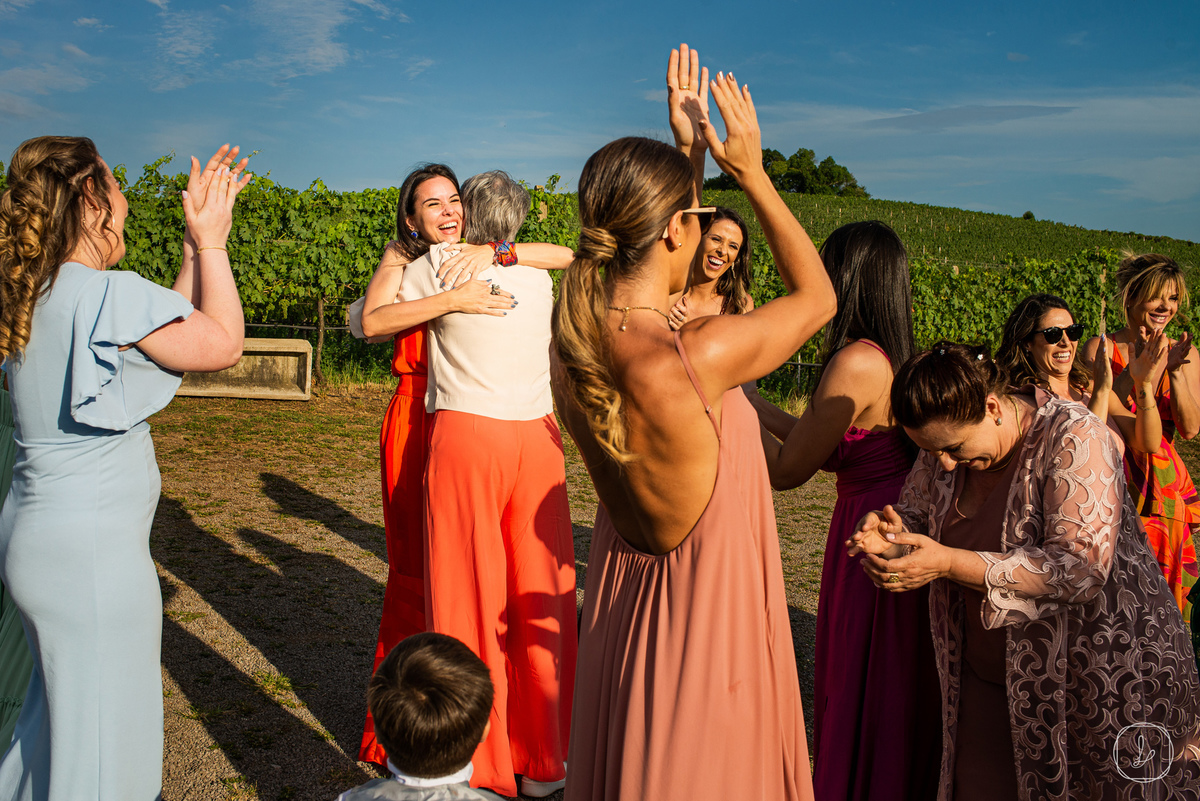 casamentonavinicola,serragaucha,boscato,anadottoatelier,casamentonaserragaucha,melhoresfotografosserragaucha,melhorfotografors,fotogradodecasamento,casamentoaoarlivre,casamentodedia,casardedia,vinhedos,paisagensdecasamento