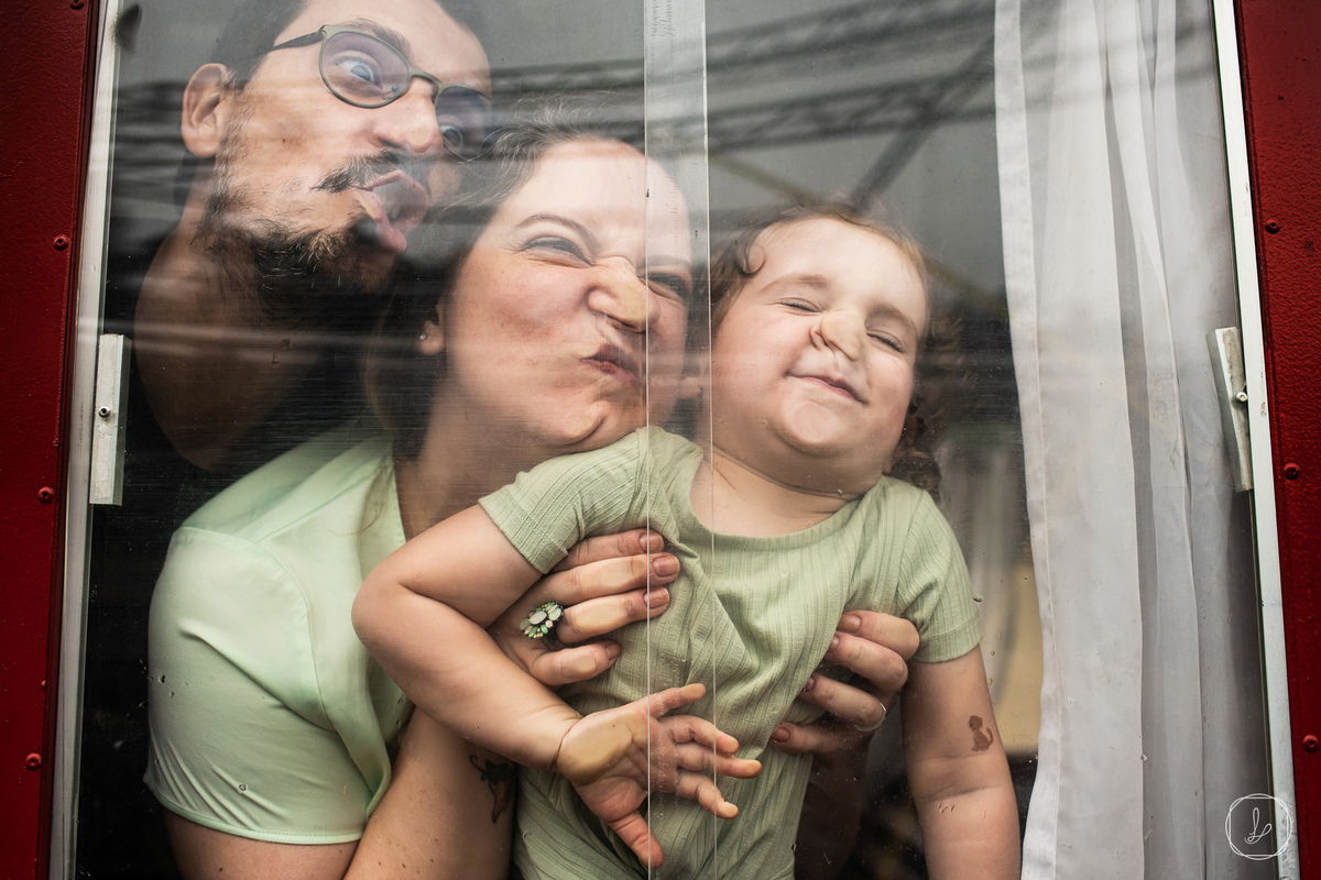 ensaiodefamilia,gestante,casamento,fotografodafamilia,melhorfotografodecaxias,fotografoemcaxiasdosul,fotosespontaneasdefamilia,fotosnaturais,fotosnachuva,fotosaoarlivre,fotosdegravida,gestante,ideiasprafotosdegestante
