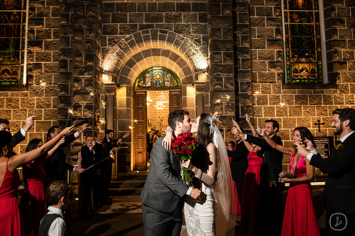 casamentoemgramado,casamentoclassico,casamentonaserragaucha,cerimoniaemigreja,cazawilfrido,casenaserragaucha,melhorescasamentosdaserragaucha,vestidodenoiva,thedycorrea,cassiaschmitt,carolmachadobeauty,hotelcollinedefrance,gramadoecanela,igrejasaopedro