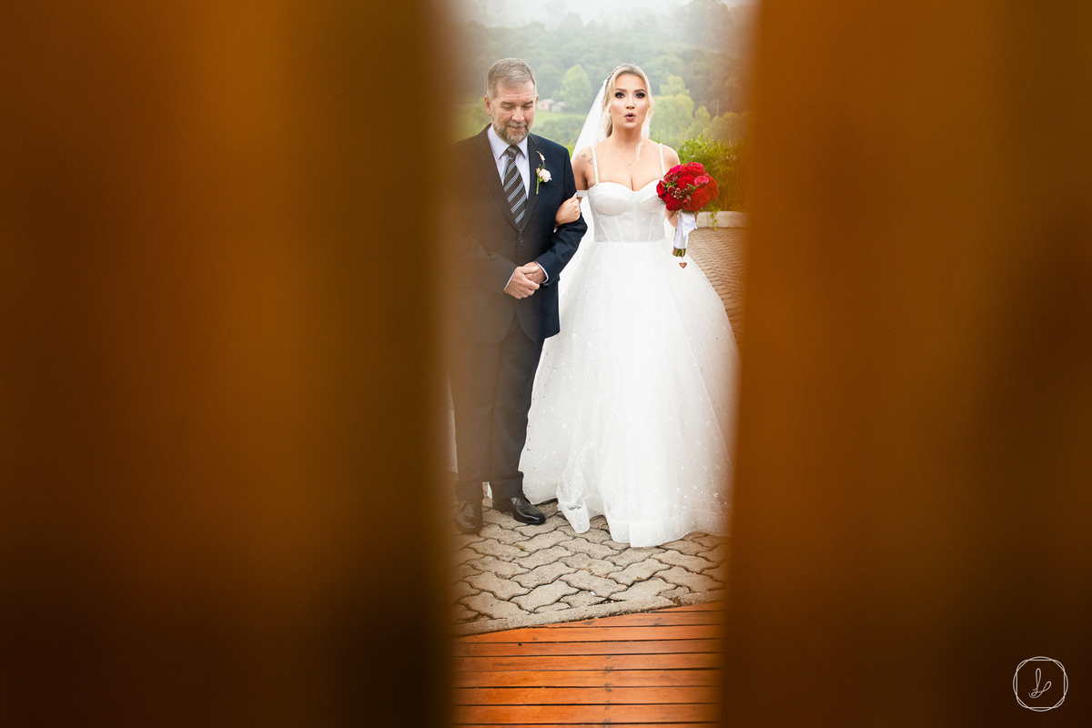 altosdovale,casamentocomchuva,casamentonaserragaucha,ourobranconoivas,andreazza,casamentoandreazza,lucaslermen,melhorescasamentos,fotosdecasamento,fotosespontaneasdecasamento,fotospretoebranco,fotoscoloridas