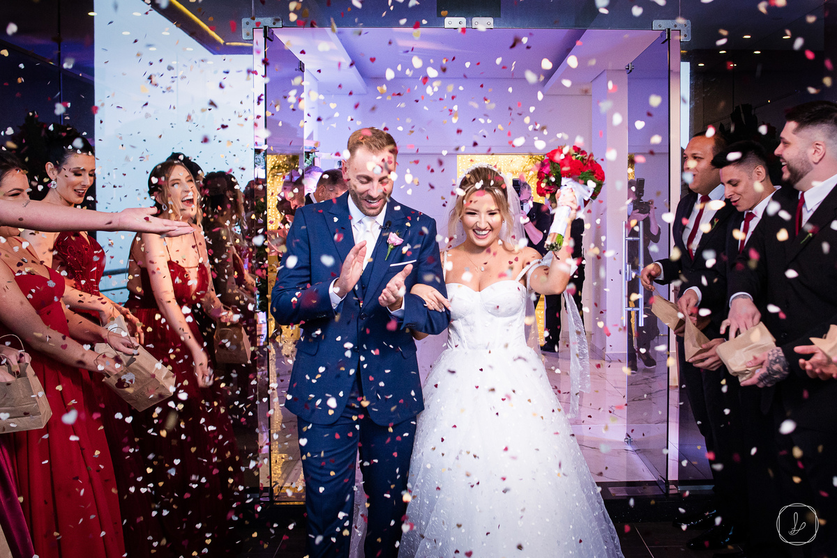 altosdovale,casamentocomchuva,casamentonaserragaucha,ourobranconoivas,andreazza,casamentoandreazza,lucaslermen,melhorescasamentos,fotosdecasamento,fotosespontaneasdecasamento,fotospretoebranco,fotoscoloridas