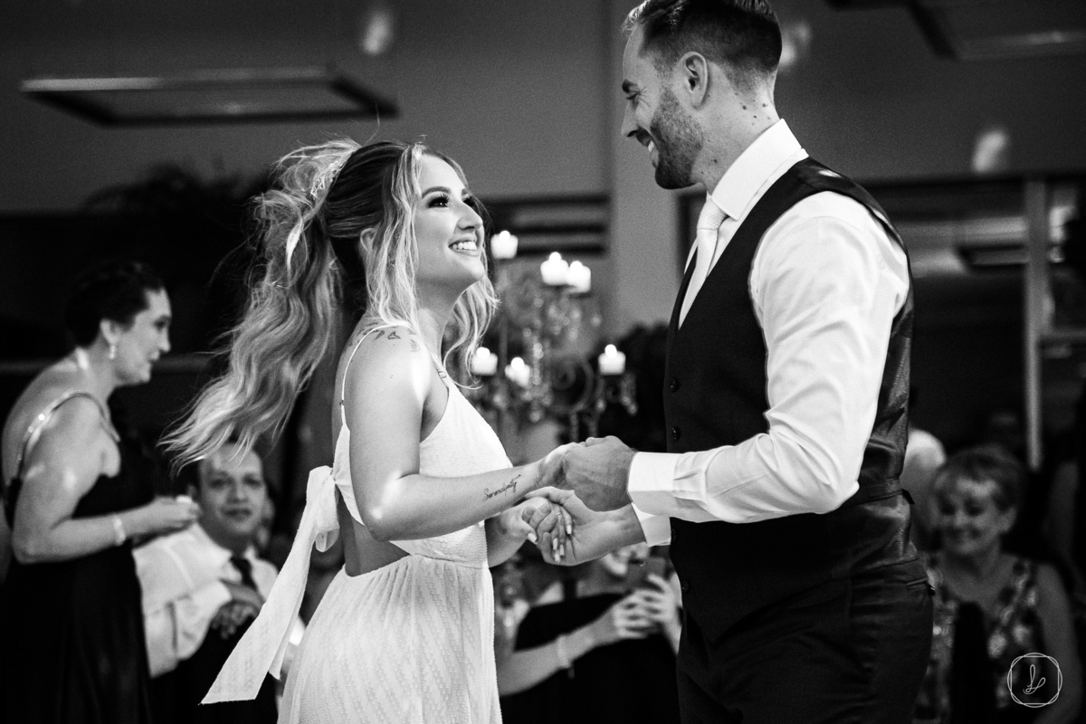 altosdovale,casamentocomchuva,casamentonaserragaucha,ourobranconoivas,andreazza,casamentoandreazza,lucaslermen,melhorescasamentos,fotosdecasamento,fotosespontaneasdecasamento,fotospretoebranco,fotoscoloridas