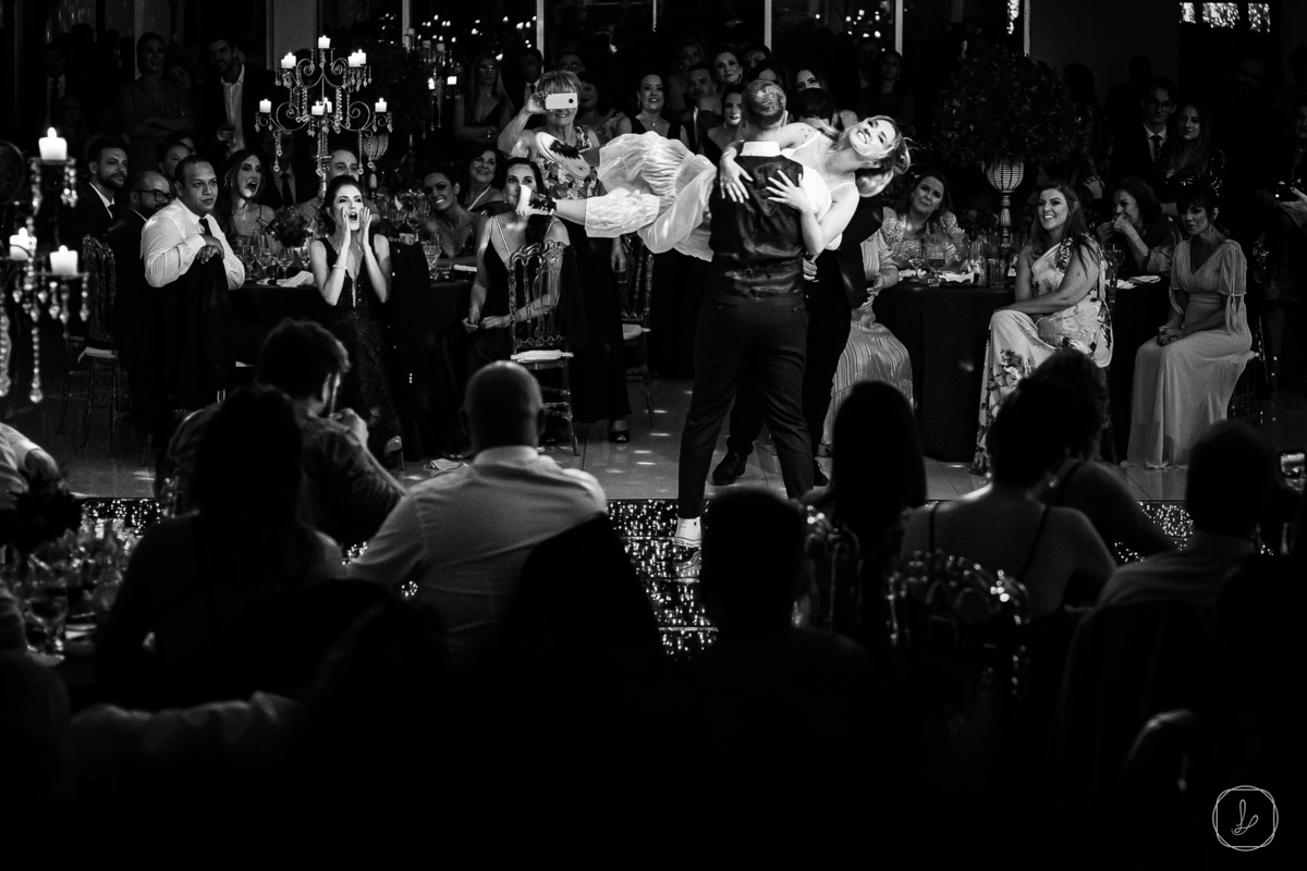 altosdovale,casamentocomchuva,casamentonaserragaucha,ourobranconoivas,andreazza,casamentoandreazza,lucaslermen,melhorescasamentos,fotosdecasamento,fotosespontaneasdecasamento,fotospretoebranco,fotoscoloridas