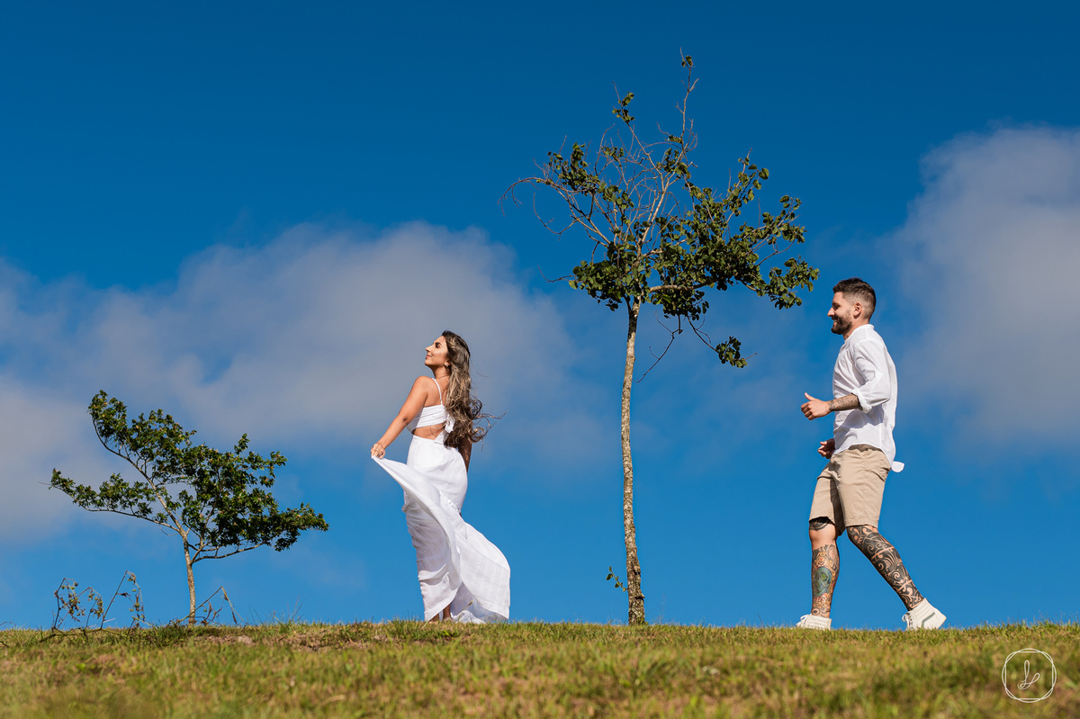 precisamente,matriaparquedeflores,prewedding,ensaiocolorido,ensaiodecasal,fotosdecasal,serragaucha,saofranciscodepaula,saochico,lugaresparaensaiofotografico,ondefazermeuensaio,ondefotografar,melhoreslugaresnaserragaucha