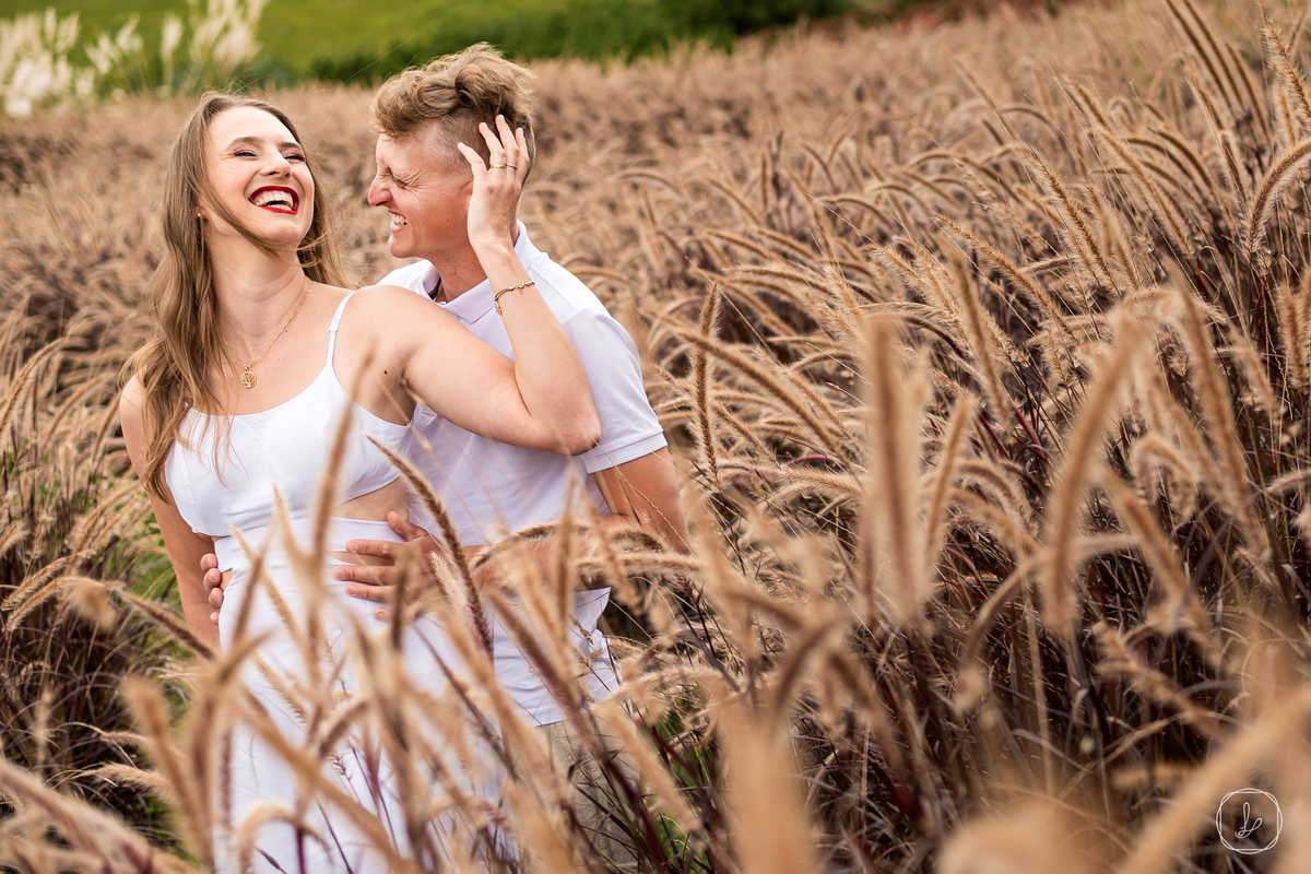 ensaionomatriaparquedeflores,saochico,serragaucha,ensaiodecasal,fotosdecasal,casalaoarlivre,saofranciscodepaula,parquedeflores,lugarespracasar,lugarespraensaiofotografico,fotoscoloridas,fotosespontaneas,fotosdecasais,precasamento,prewedding