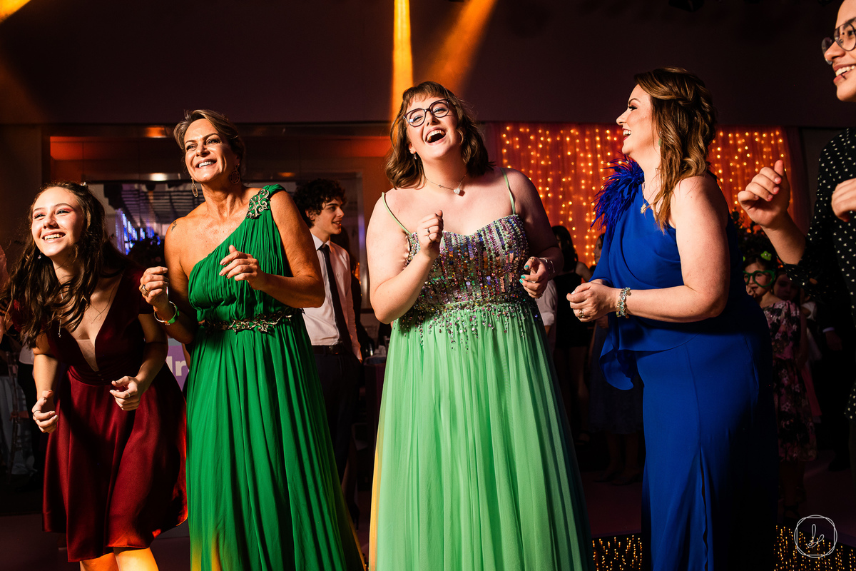 fotosde15,festade15,randon,eduardarandon,festadoano,andersonsalvador,anadottoatelier,festade15naserragaucha,danielrandon,bigbrothers,janineperini,recreiodajuventude,fenixdrinks,melhoresfotografos,fotografode15anos,fotosespontaneas,fotosnaturais