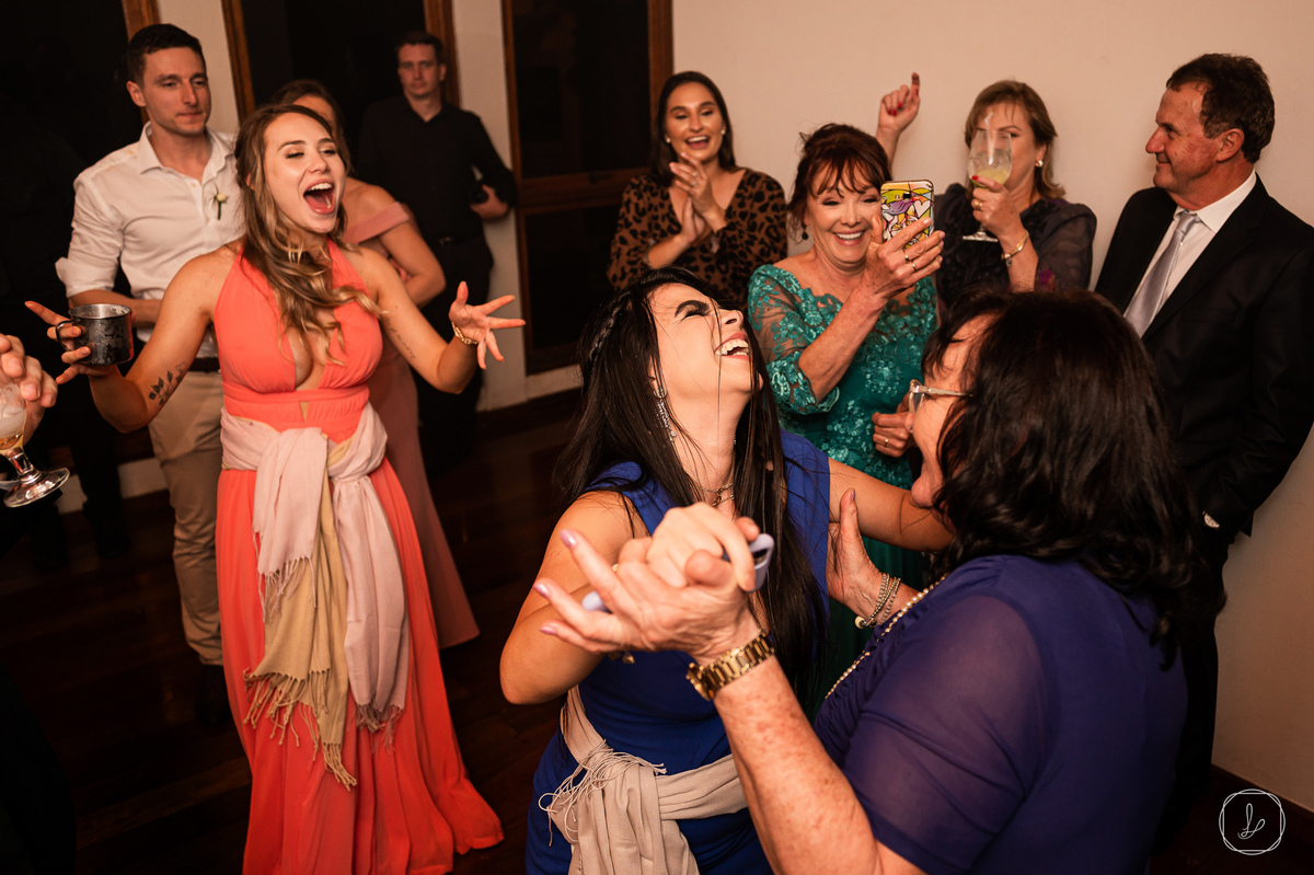 casamentodedia,casamentonocampo,casanachacara,inesnoivas,melhoresvestidosdenoiva,casamentoexterno,leafeventos,melhoresfotosdecasamento,fotografoemportoalegre,fotografonoRS,fotografodecasamento,casamentosRS,Inesquecivelcasamento