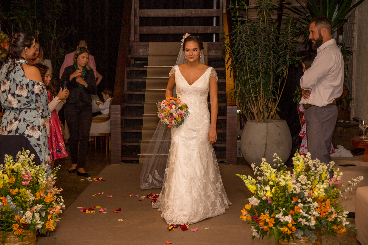 entrada da noiva casamento rj mansão carioca 