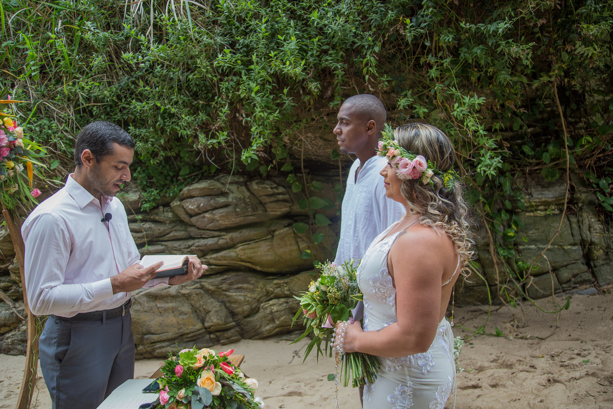 casamento na praia rj búzios
