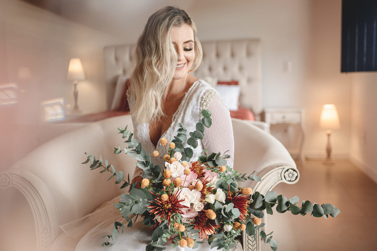 editorial-de-casamento-casarao-calixto-rama-wedding-estudio-reversa-casamento-de-dia-na-praia-sao-francisco-do-sul-expressiva-black-monica-linz-noivas-patricia-freitas-doce-encanto-confeitaria-ld-filmes-wedding-lovers-inspiracao-casamento