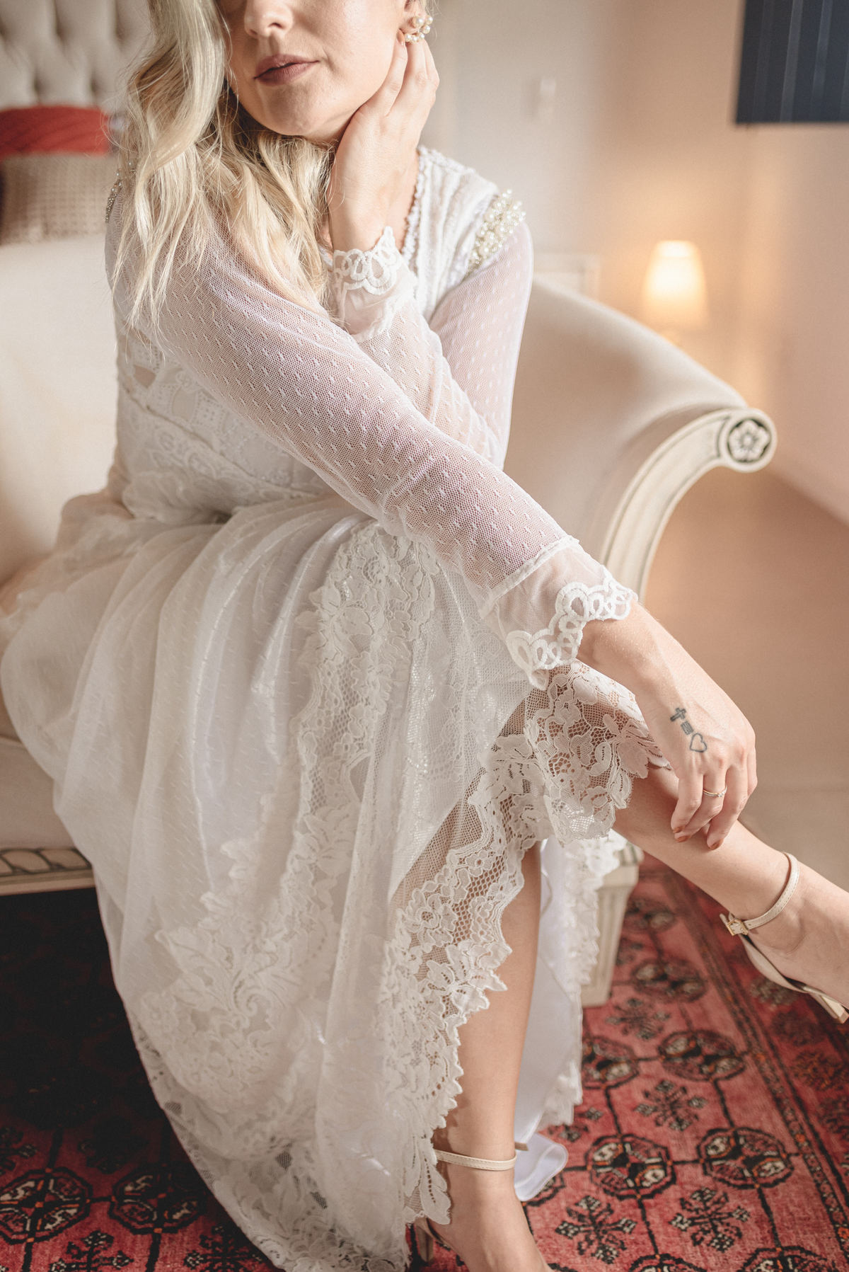 editorial-de-casamento-casarao-calixto-rama-wedding-estudio-reversa-casamento-de-dia-na-praia-sao-francisco-do-sul-expressiva-black-monica-linz-noivas-patricia-freitas-doce-encanto-confeitaria-ld-filmes-wedding-lovers-inspiracao-casamento