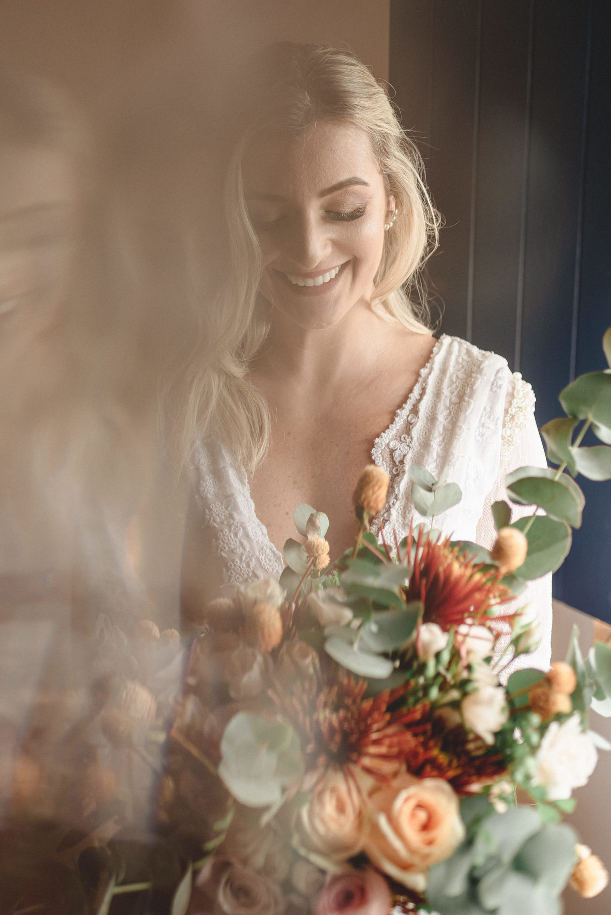 editorial-de-casamento-casarao-calixto-rama-wedding-estudio-reversa-casamento-de-dia-na-praia-sao-francisco-do-sul-expressiva-black-monica-linz-noivas-patricia-freitas-doce-encanto-confeitaria-ld-filmes-wedding-lovers-inspiracao-casamento