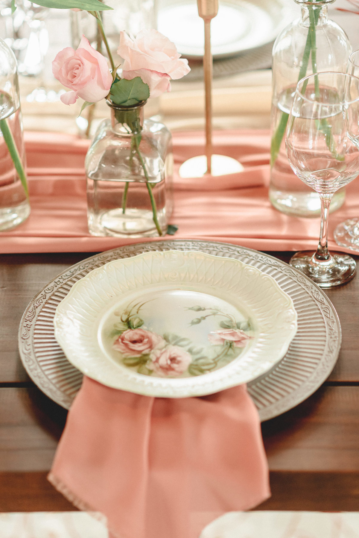 editorial-de-casamento-casarao-calixto-rama-wedding-estudio-reversa-casamento-de-dia-na-praia-sao-francisco-do-sul-expressiva-black-monica-linz-noivas-patricia-freitas-doce-encanto-confeitaria-ld-filmes-wedding-lovers-inspiracao-casamento