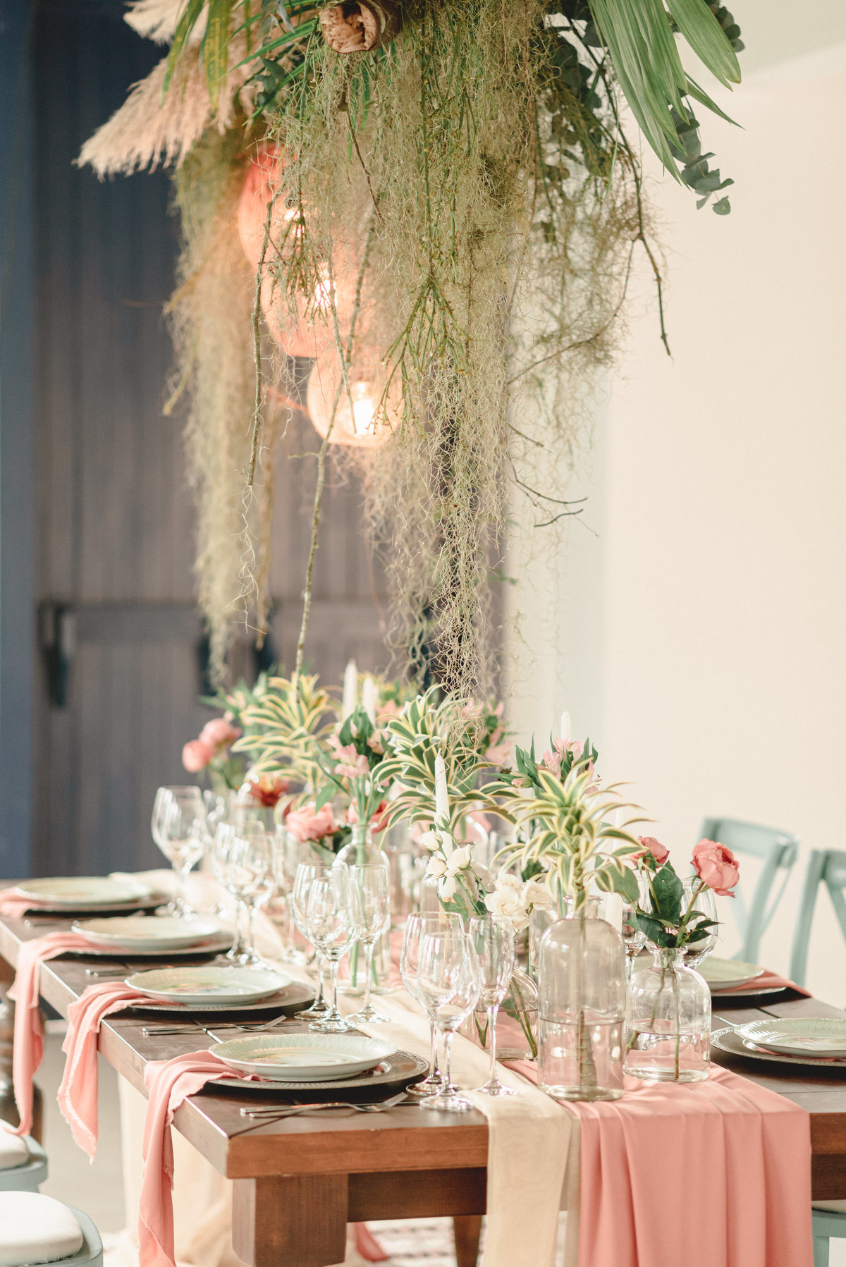 editorial-de-casamento-casarao-calixto-rama-wedding-estudio-reversa-casamento-de-dia-na-praia-sao-francisco-do-sul-expressiva-black-monica-linz-noivas-patricia-freitas-doce-encanto-confeitaria-ld-filmes-wedding-lovers-inspiracao-casamento