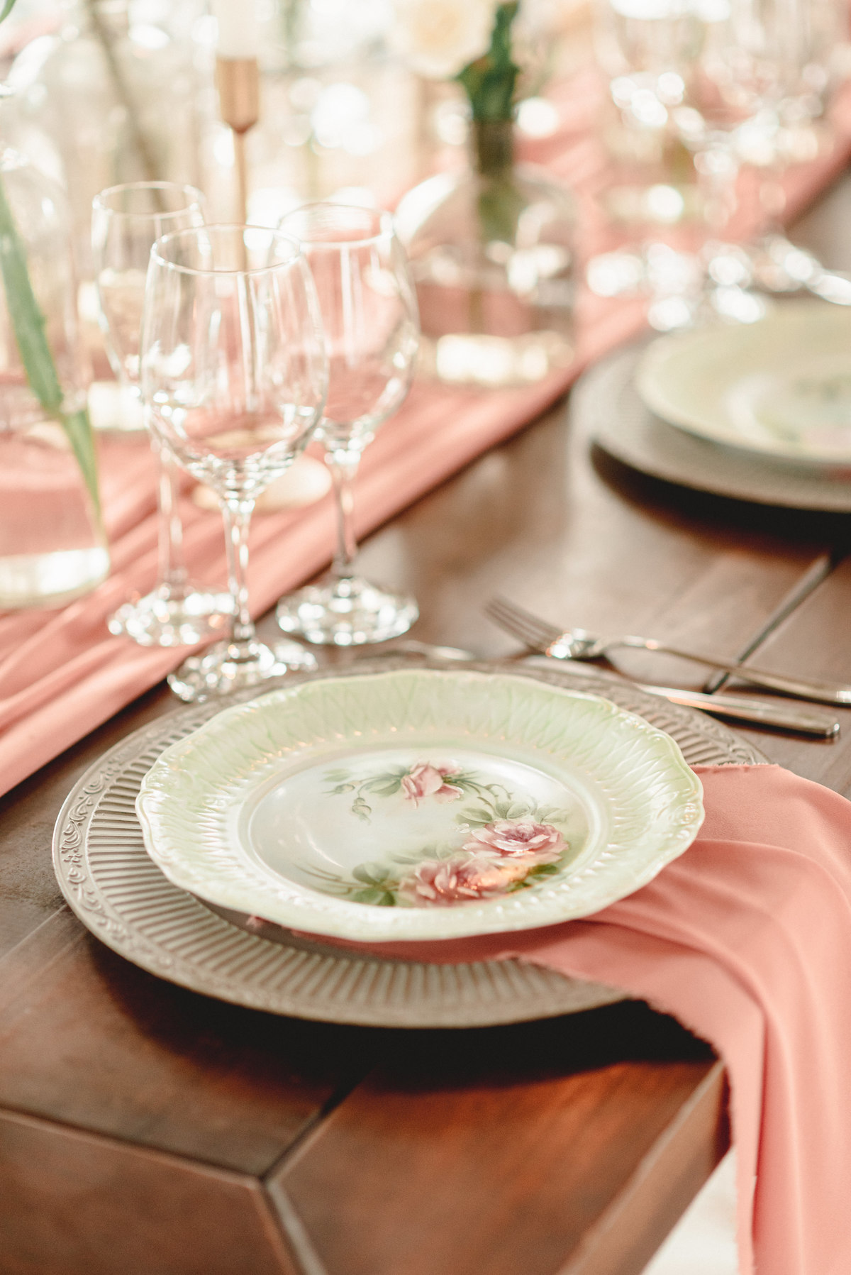 editorial-de-casamento-casarao-calixto-rama-wedding-estudio-reversa-casamento-de-dia-na-praia-sao-francisco-do-sul-expressiva-black-monica-linz-noivas-patricia-freitas-doce-encanto-confeitaria-ld-filmes-wedding-lovers-inspiracao-casamento