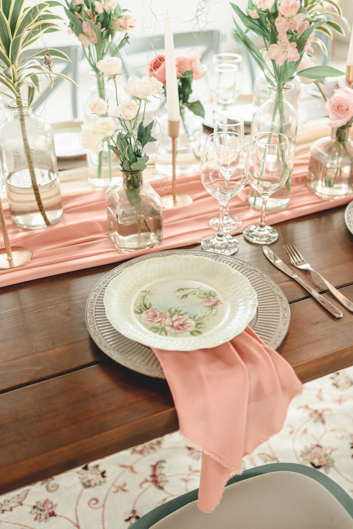 editorial-de-casamento-casarao-calixto-rama-wedding-estudio-reversa-casamento-de-dia-na-praia-sao-francisco-do-sul-expressiva-black-monica-linz-noivas-patricia-freitas-doce-encanto-confeitaria-ld-filmes-wedding-lovers-inspiracao-casamento