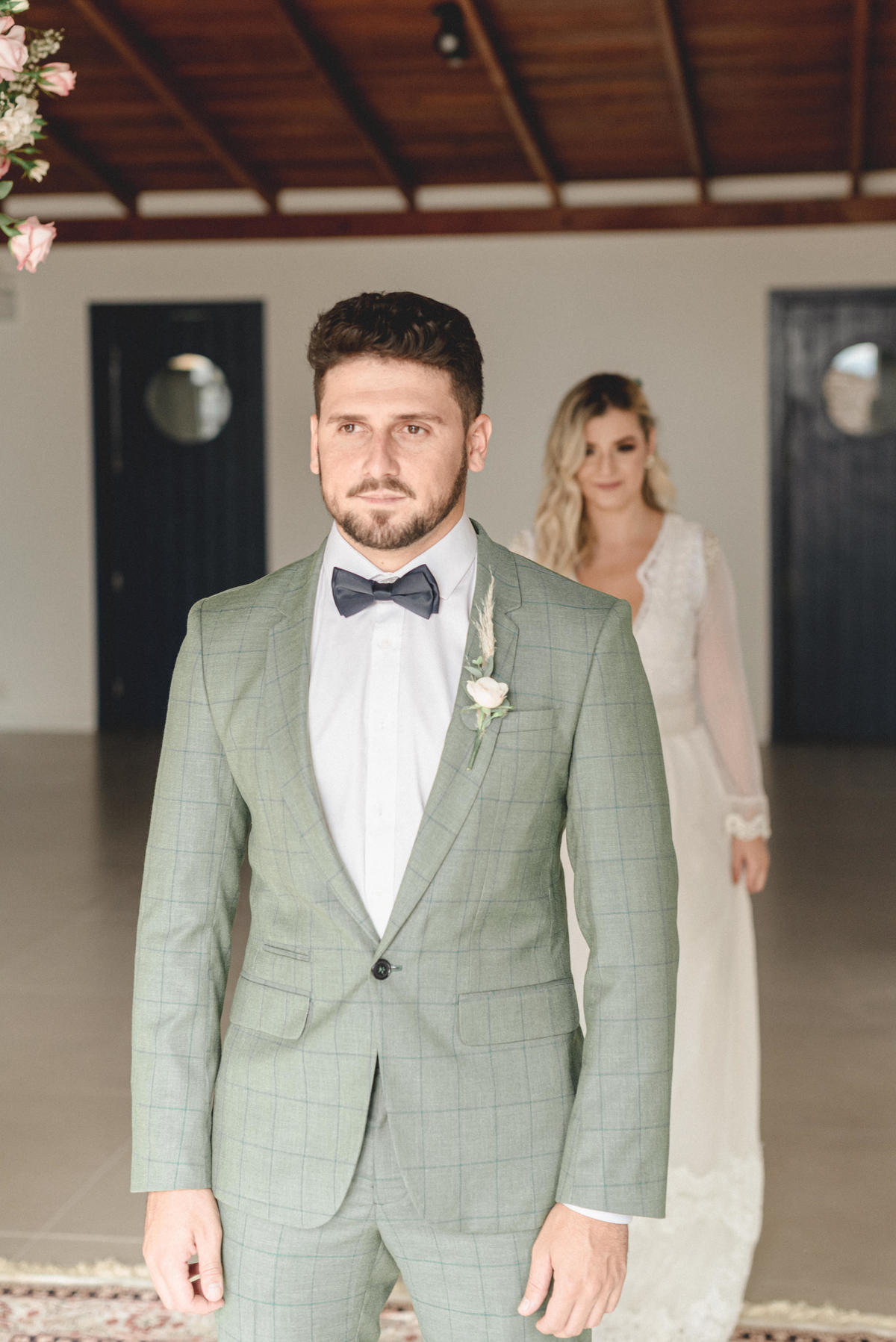 editorial-de-casamento-casarao-calixto-rama-wedding-estudio-reversa-casamento-de-dia-na-praia-sao-francisco-do-sul-expressiva-black-monica-linz-noivas-patricia-freitas-doce-encanto-confeitaria-ld-filmes-wedding-lovers-inspiracao-casamento