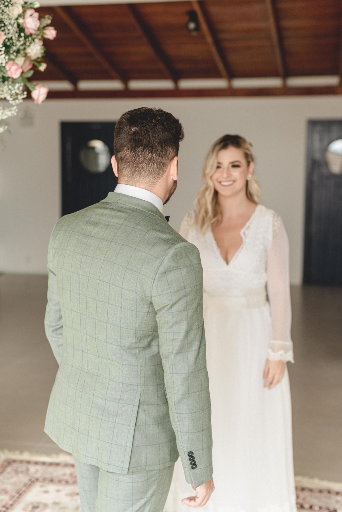 editorial-de-casamento-casarao-calixto-rama-wedding-estudio-reversa-casamento-de-dia-na-praia-sao-francisco-do-sul-expressiva-black-monica-linz-noivas-patricia-freitas-doce-encanto-confeitaria-ld-filmes-wedding-lovers-inspiracao-casamento