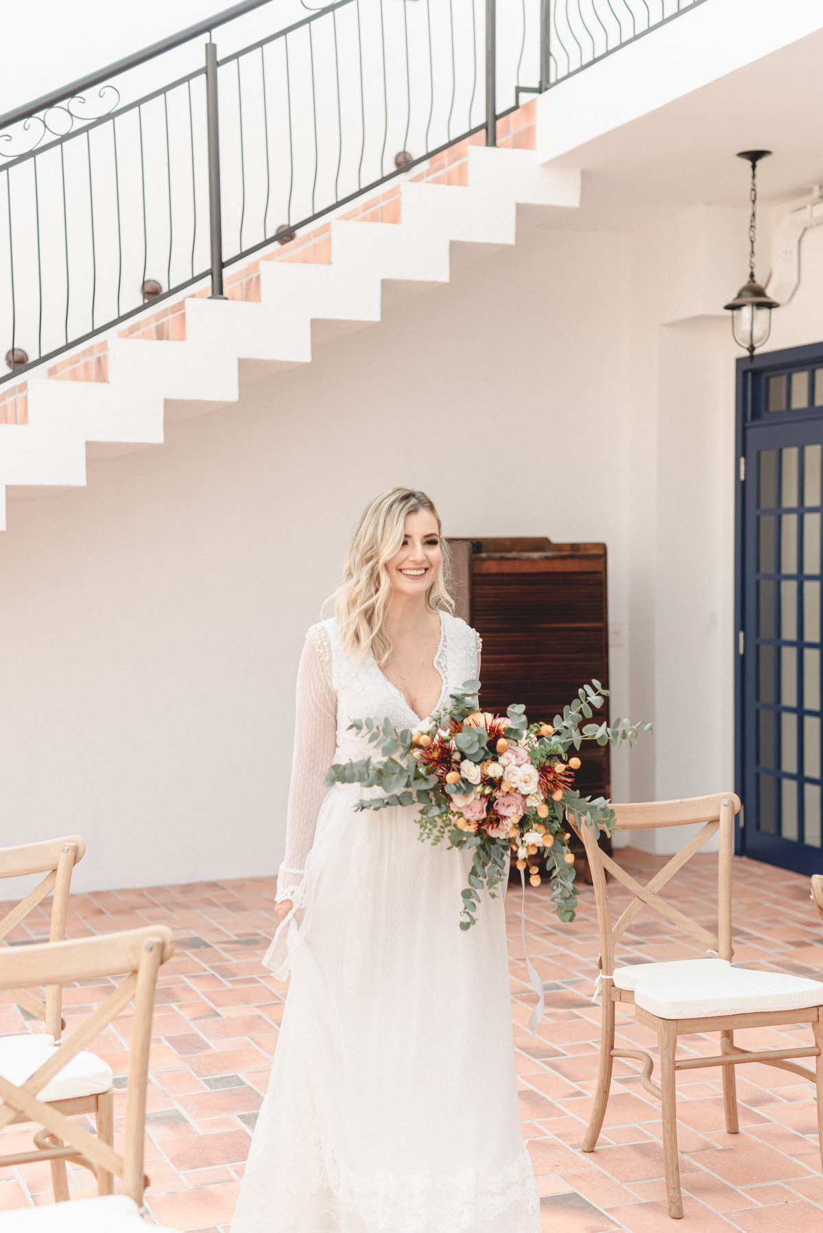 editorial-de-casamento-casarao-calixto-rama-wedding-estudio-reversa-casamento-de-dia-na-praia-sao-francisco-do-sul-expressiva-black-monica-linz-noivas-patricia-freitas-doce-encanto-confeitaria-ld-filmes-wedding-lovers-inspiracao-casamento