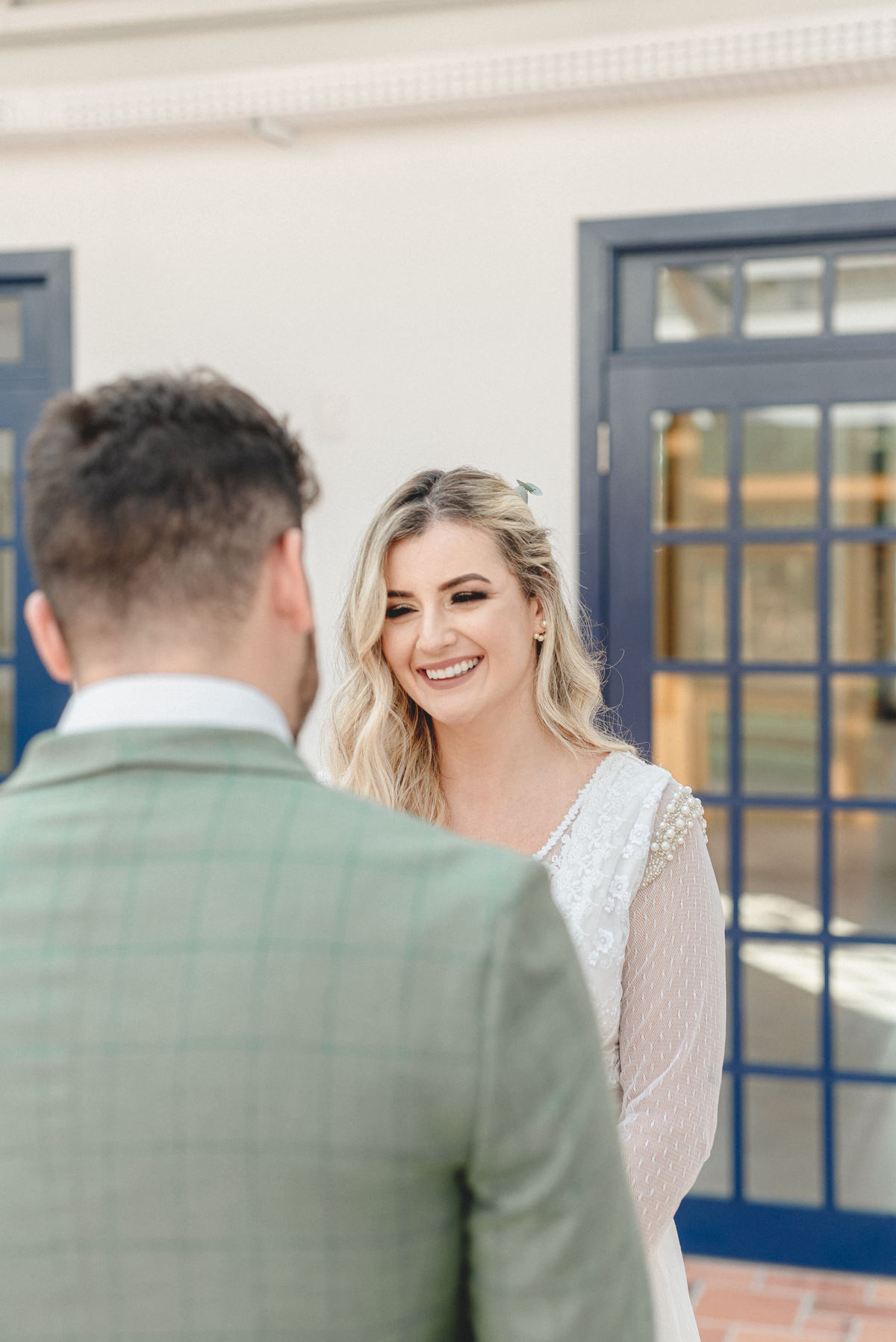 editorial-de-casamento-casarao-calixto-rama-wedding-estudio-reversa-casamento-de-dia-na-praia-sao-francisco-do-sul-expressiva-black-monica-linz-noivas-patricia-freitas-doce-encanto-confeitaria-ld-filmes-wedding-lovers-inspiracao-casamento