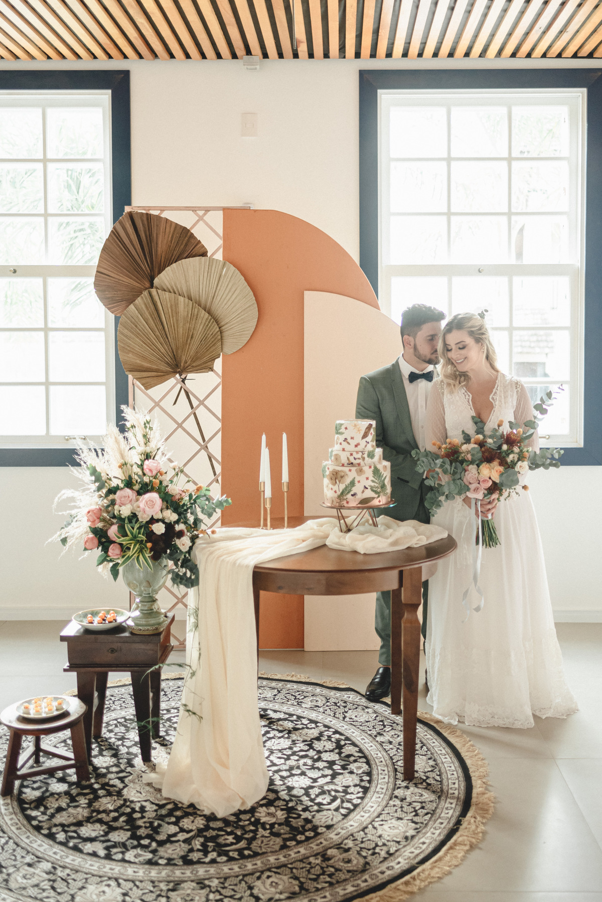 editorial-de-casamento-casarao-calixto-rama-wedding-estudio-reversa-casamento-de-dia-na-praia-sao-francisco-do-sul-expressiva-black-monica-linz-noivas-patricia-freitas-doce-encanto-confeitaria-ld-filmes-wedding-lovers-inspiracao-casamento