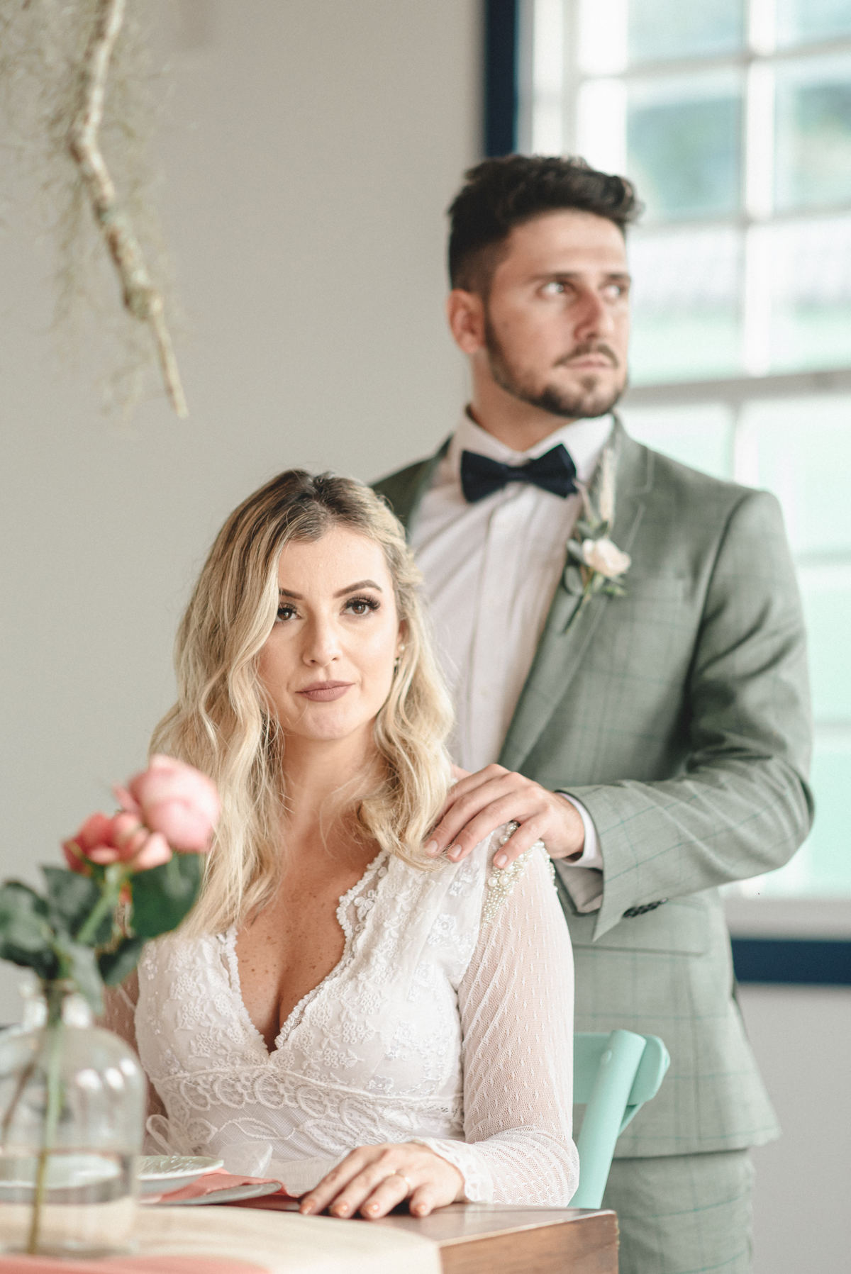 editorial-de-casamento-casarao-calixto-rama-wedding-estudio-reversa-casamento-de-dia-na-praia-sao-francisco-do-sul-expressiva-black-monica-linz-noivas-patricia-freitas-doce-encanto-confeitaria-ld-filmes-wedding-lovers-inspiracao-casamento