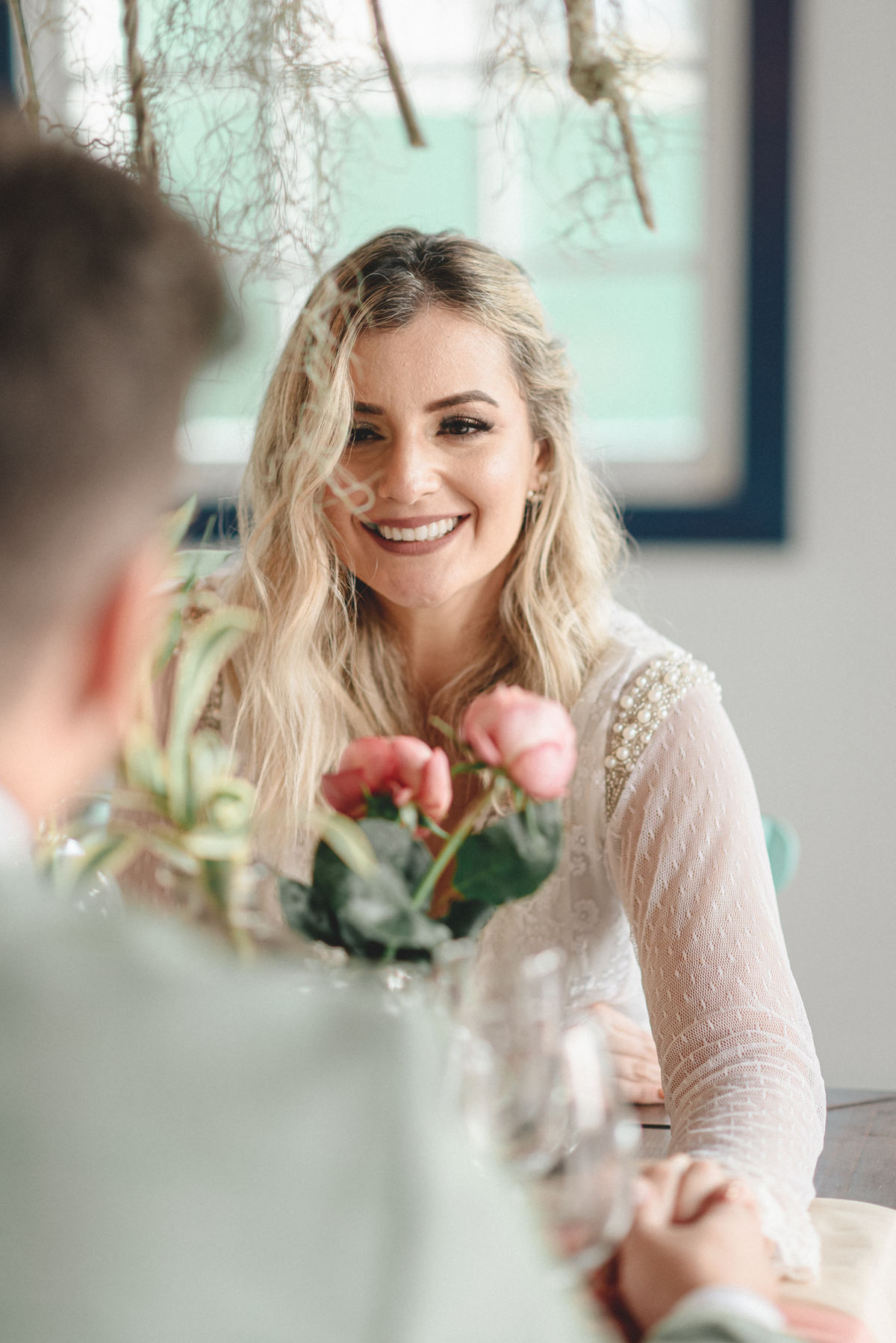 editorial-de-casamento-casarao-calixto-rama-wedding-estudio-reversa-casamento-de-dia-na-praia-sao-francisco-do-sul-expressiva-black-monica-linz-noivas-patricia-freitas-doce-encanto-confeitaria-ld-filmes-wedding-lovers-inspiracao-casamento