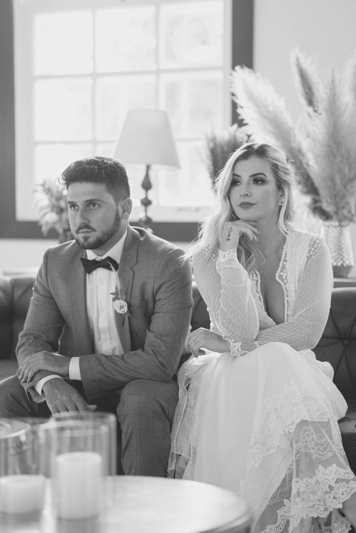 editorial-de-casamento-casarao-calixto-rama-wedding-estudio-reversa-casamento-de-dia-na-praia-sao-francisco-do-sul-expressiva-black-monica-linz-noivas-patricia-freitas-doce-encanto-confeitaria-ld-filmes-wedding-lovers-inspiracao-casamento