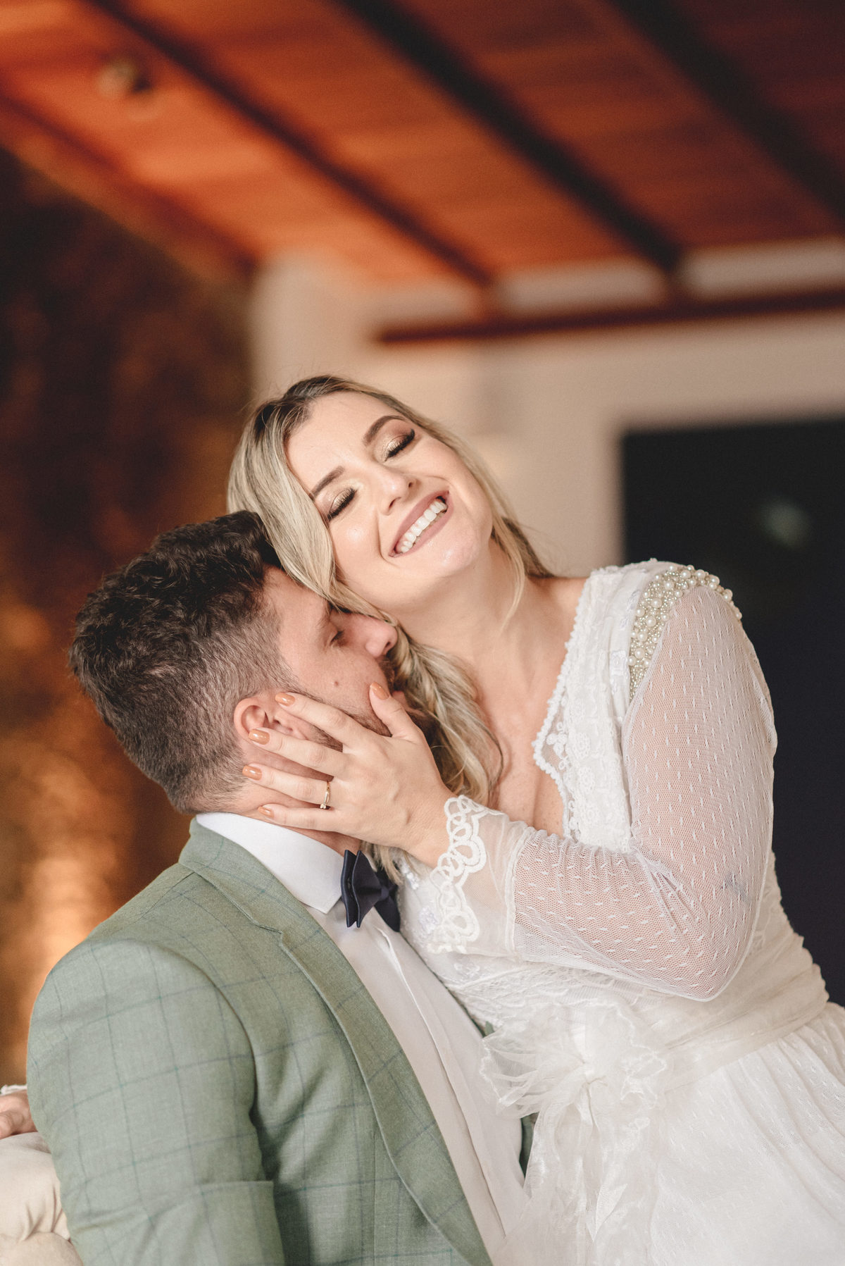 editorial-de-casamento-casarao-calixto-rama-wedding-estudio-reversa-casamento-de-dia-na-praia-sao-francisco-do-sul-expressiva-black-monica-linz-noivas-patricia-freitas-doce-encanto-confeitaria-ld-filmes-wedding-lovers-inspiracao-casamento