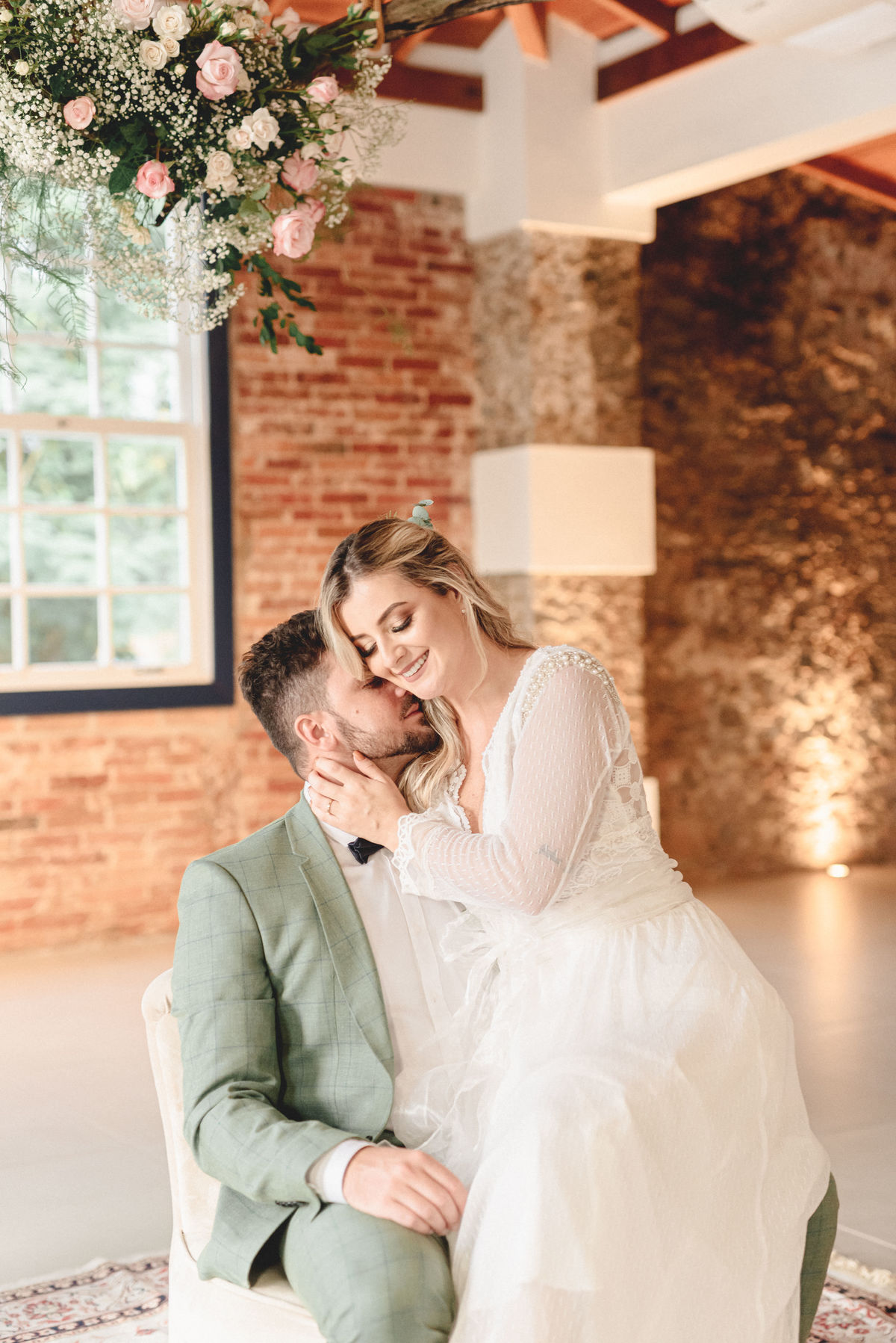 editorial-de-casamento-casarao-calixto-rama-wedding-estudio-reversa-casamento-de-dia-na-praia-sao-francisco-do-sul-expressiva-black-monica-linz-noivas-patricia-freitas-doce-encanto-confeitaria-ld-filmes-wedding-lovers-inspiracao-casamento