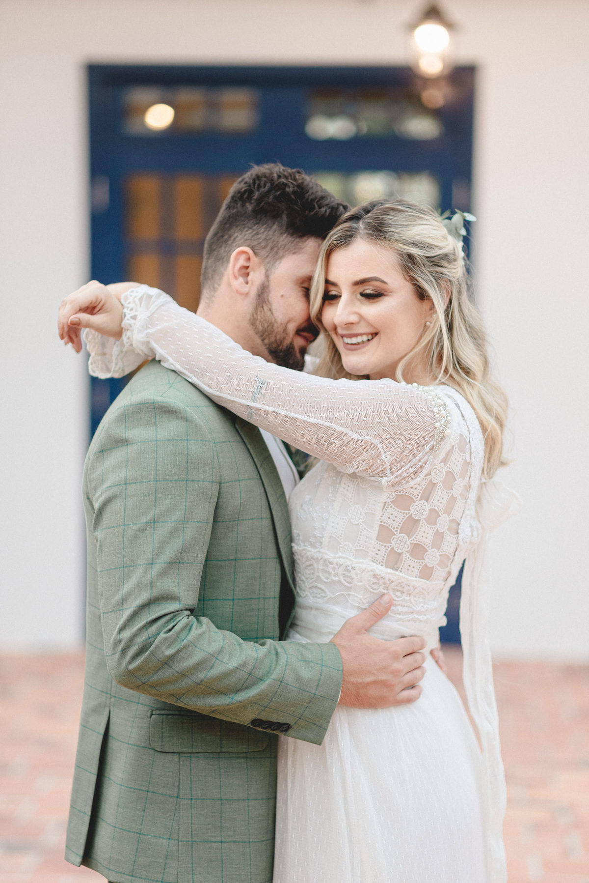 editorial-de-casamento-casarao-calixto-rama-wedding-estudio-reversa-casamento-de-dia-na-praia-sao-francisco-do-sul-expressiva-black-monica-linz-noivas-patricia-freitas-doce-encanto-confeitaria-ld-filmes-wedding-lovers-inspiracao-casamento